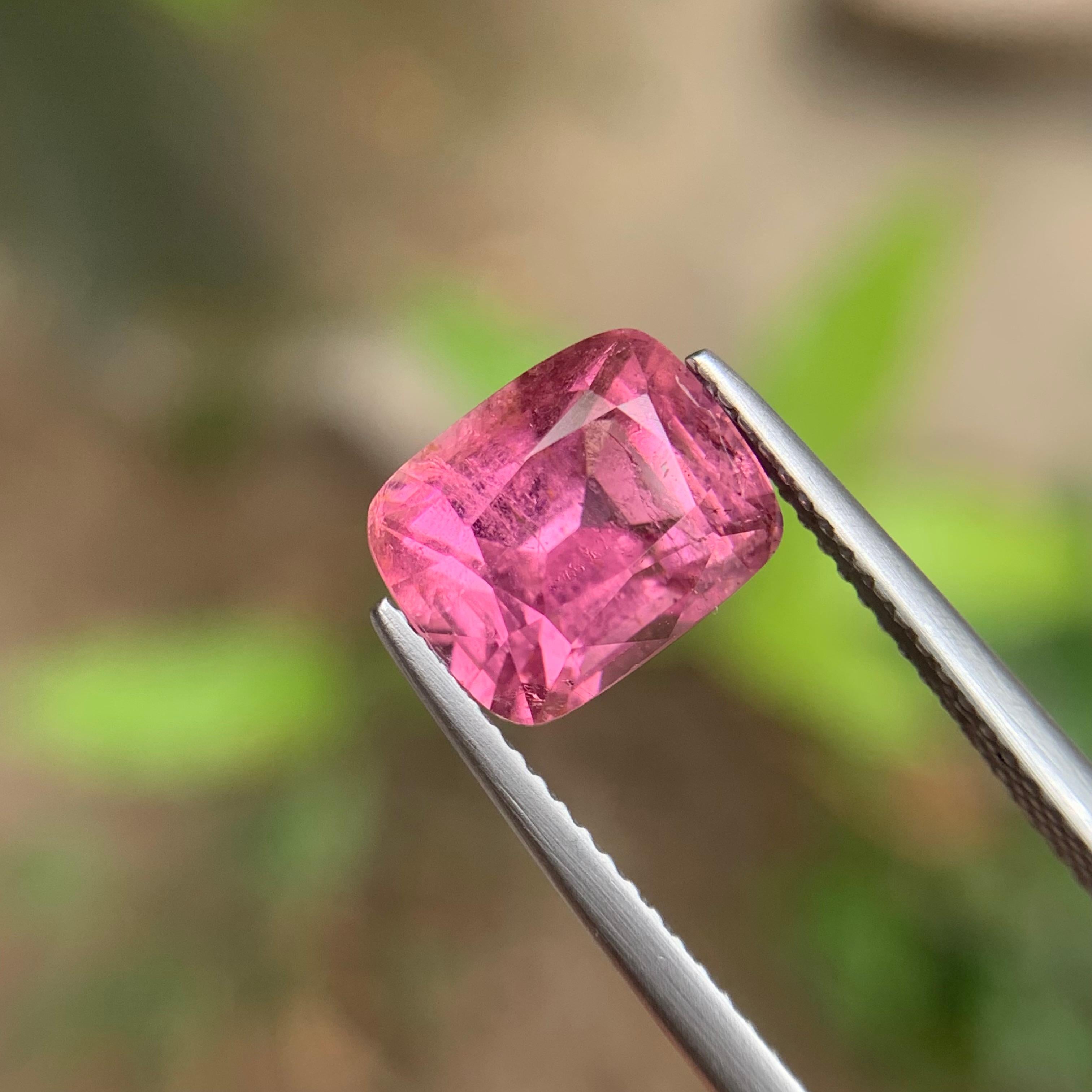 Bague, pendentif en tourmaline naturelle rose de 4.65 carats, pierre précieuse non sertie, taille coussin en vente 6
