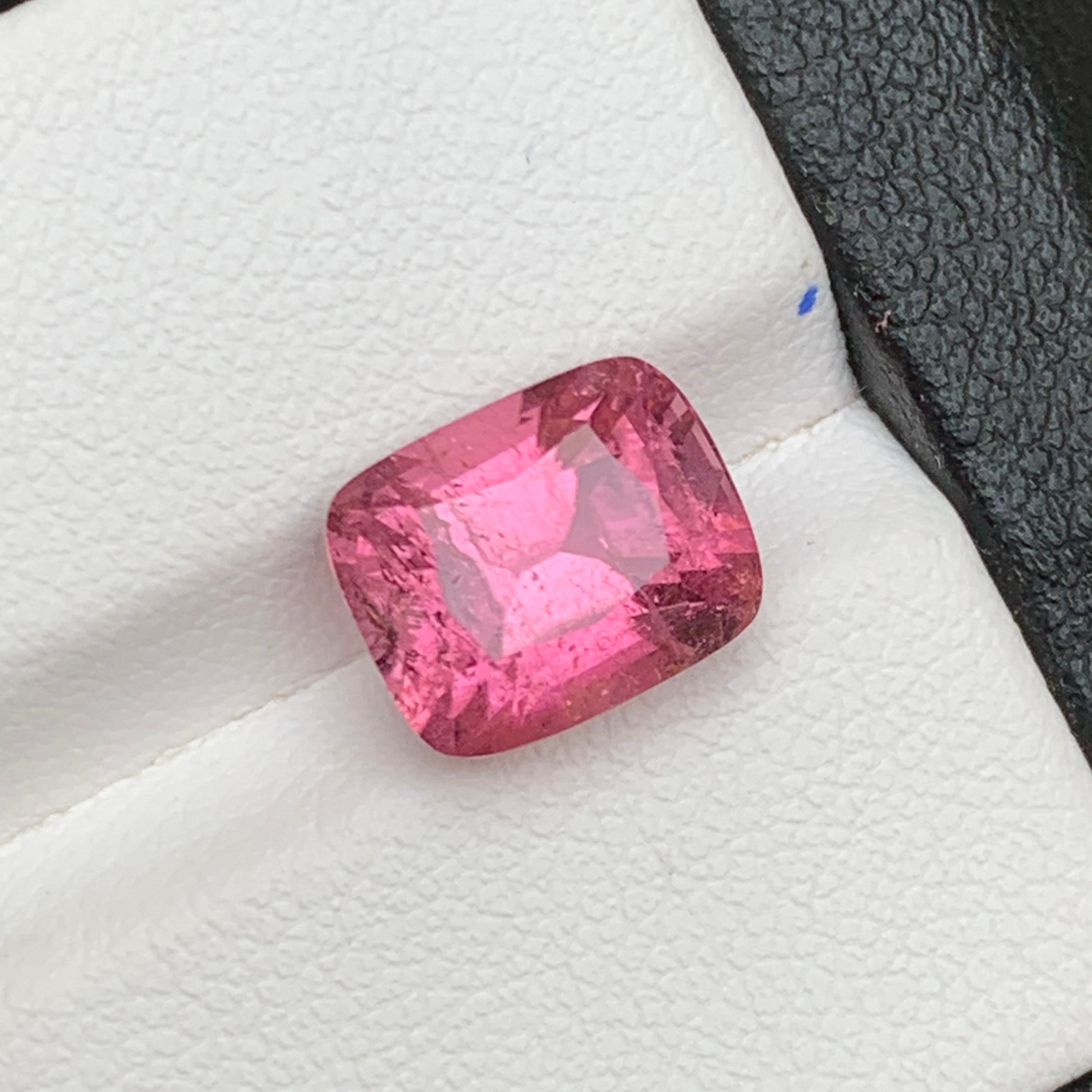 Bague, pendentif en tourmaline naturelle rose de 4.65 carats, pierre précieuse non sertie, taille coussin en vente 7