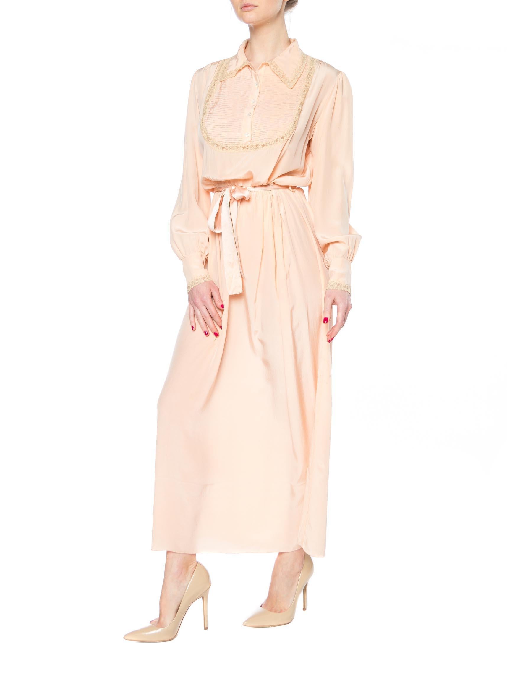 Donna Abito slip in crepe de chine di seta con maniche e cintura 1930S Peach Bias Cut in vendita