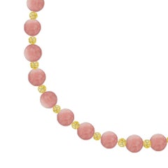 Collar de cuentas onduladas con ópalo rosa y oro vermeil