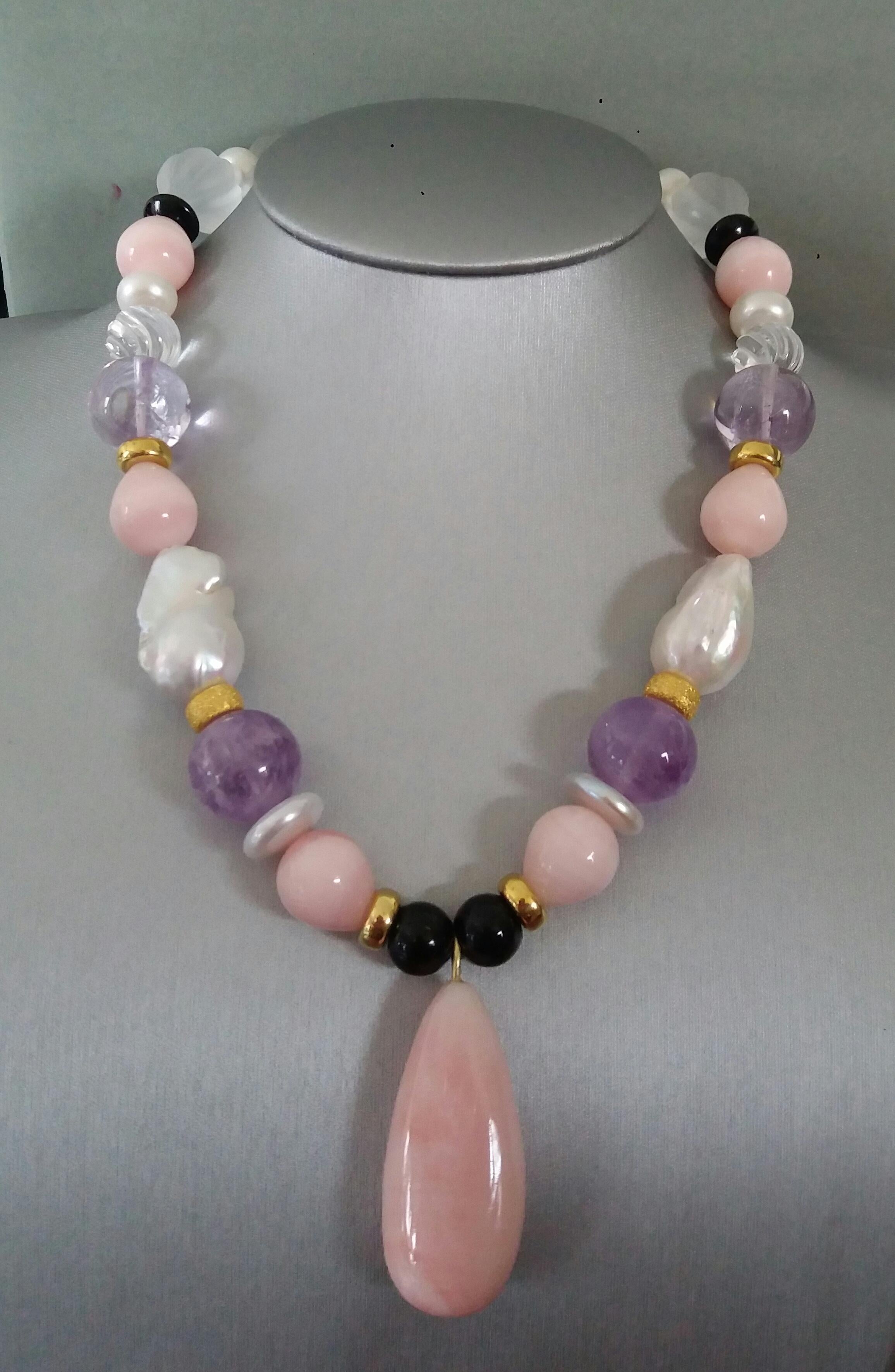 Art Deco Pink Opal Beads and Pendant Amethyst Pearls Quartz Onyx Yellow Gold Necklace For Sale
