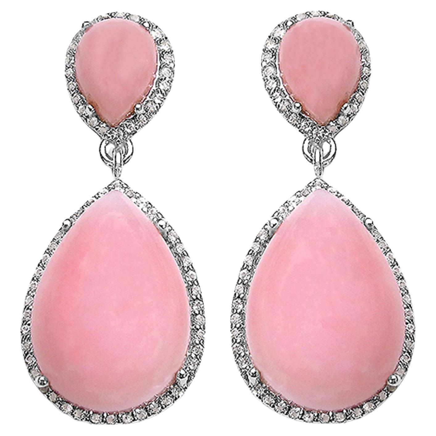 Pendants d'oreilles en argent plaqué rhodium, opale rose et topaze blanche 24 carats en vente
