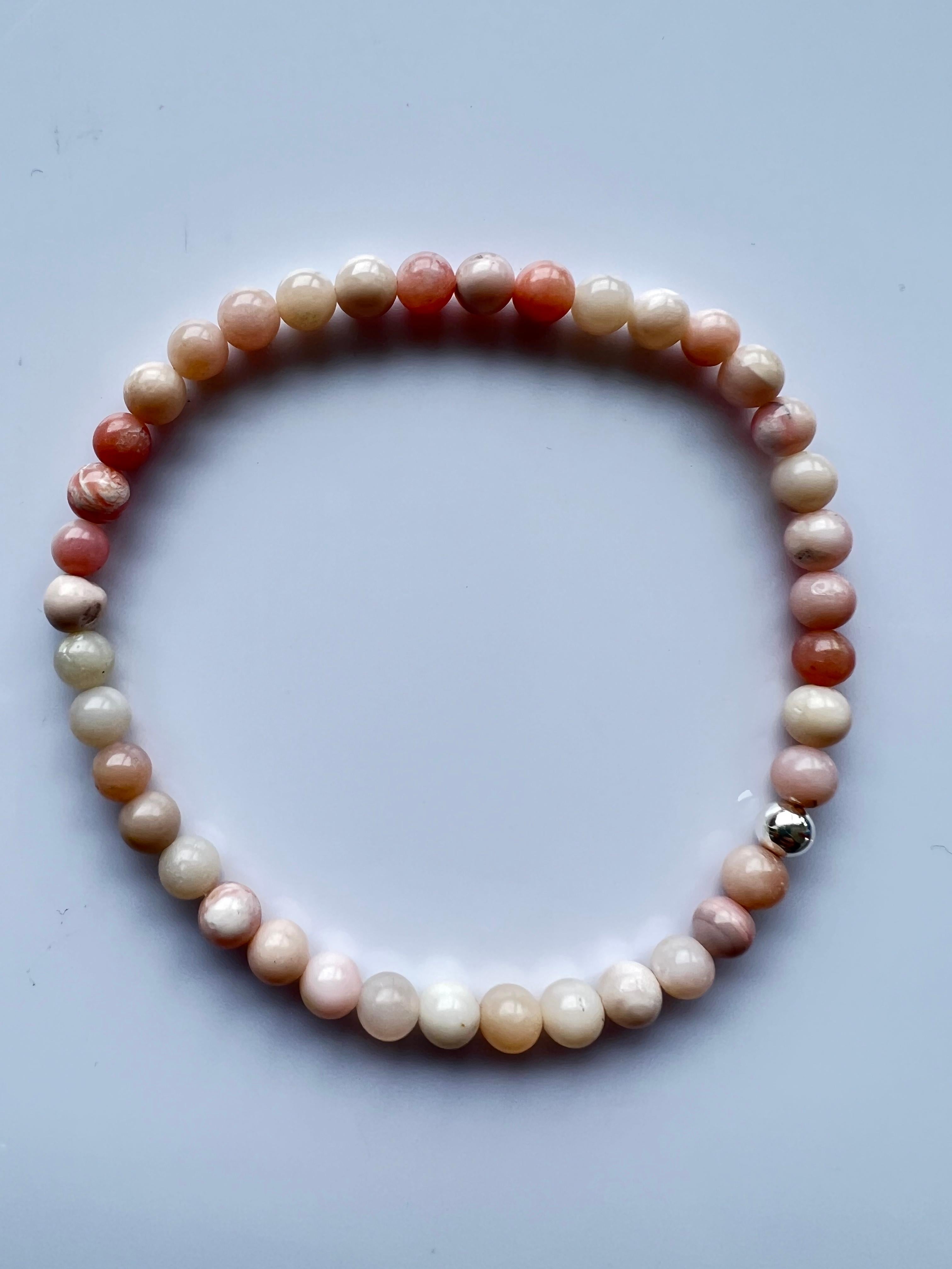Taille ronde Opale rose Bracelet perlé Chakra du coeur Gemmes semi-précieuses naturelles Argent en vente