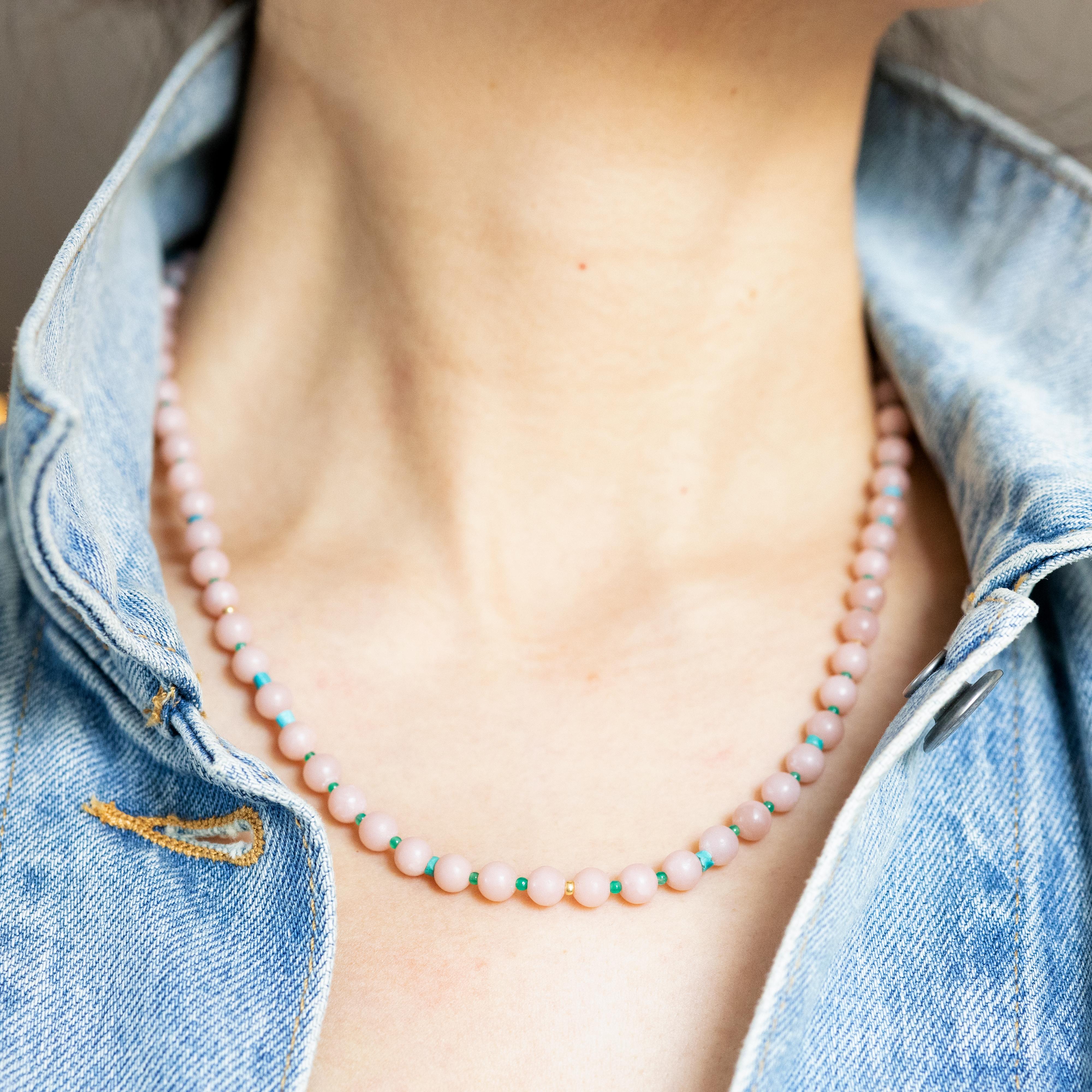 Mika Halskette mit rosa Opal - von Bombyx House im Angebot 2