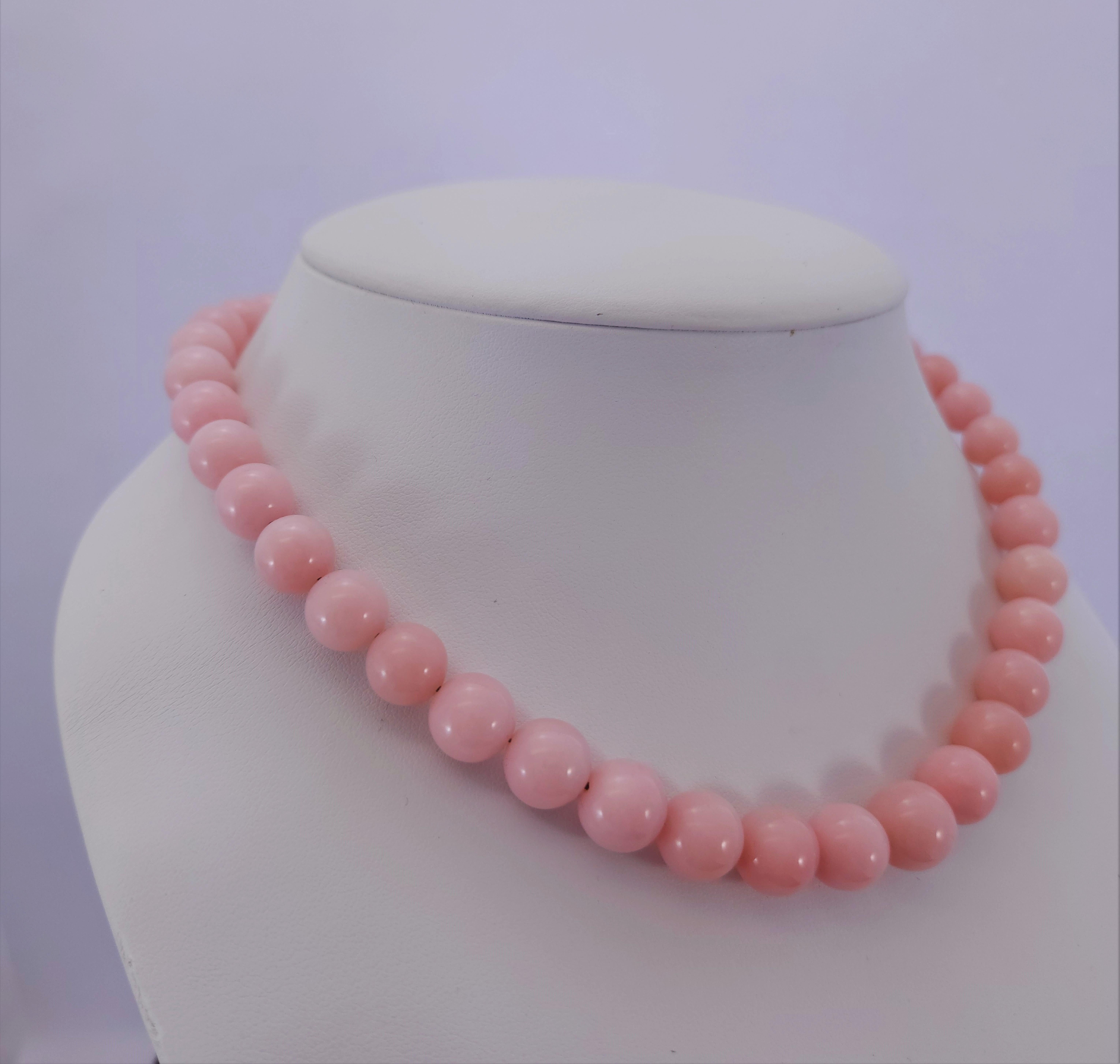 Arts and Crafts Pink Opal Round Beaded Necklace with 18 Carat Rose Gold For Sale