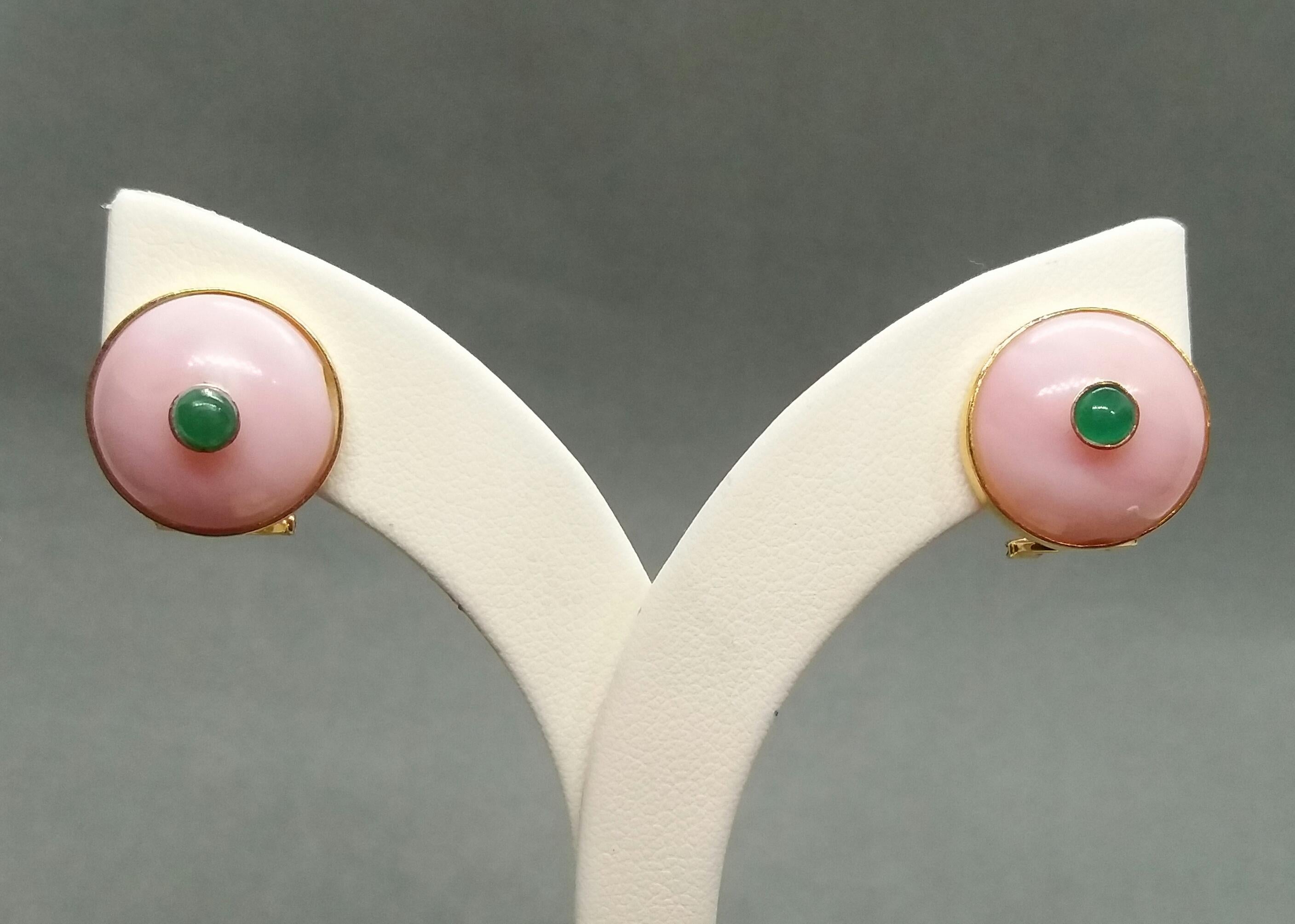 Pink Opal Round Cab Emerald Round Cab 14 Karat Gold Clip-On Earrings For Sale 4
