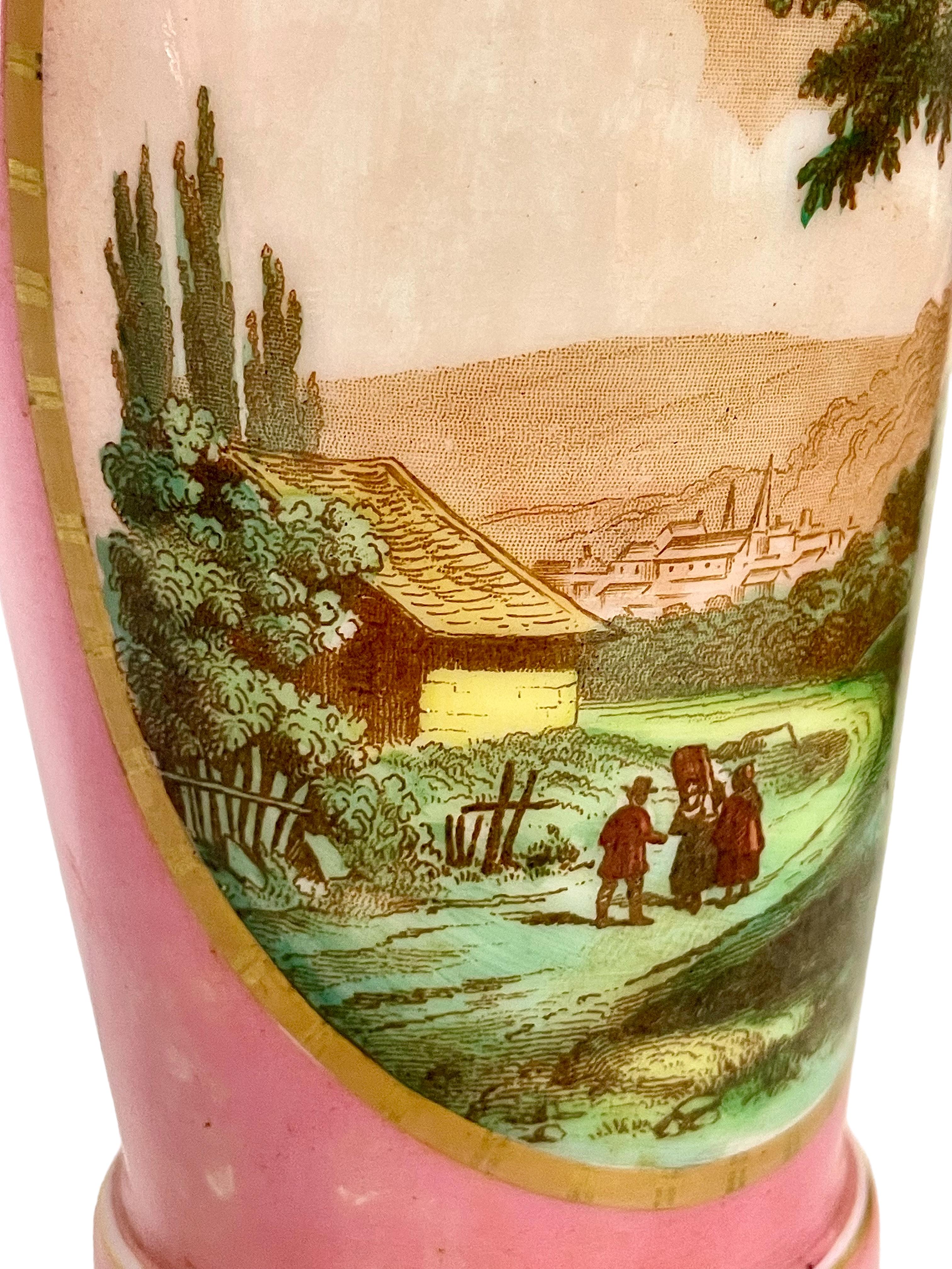 19th Century Pink Opaline Vase with Pastoral Decoration  In Good Condition For Sale In LA CIOTAT, FR