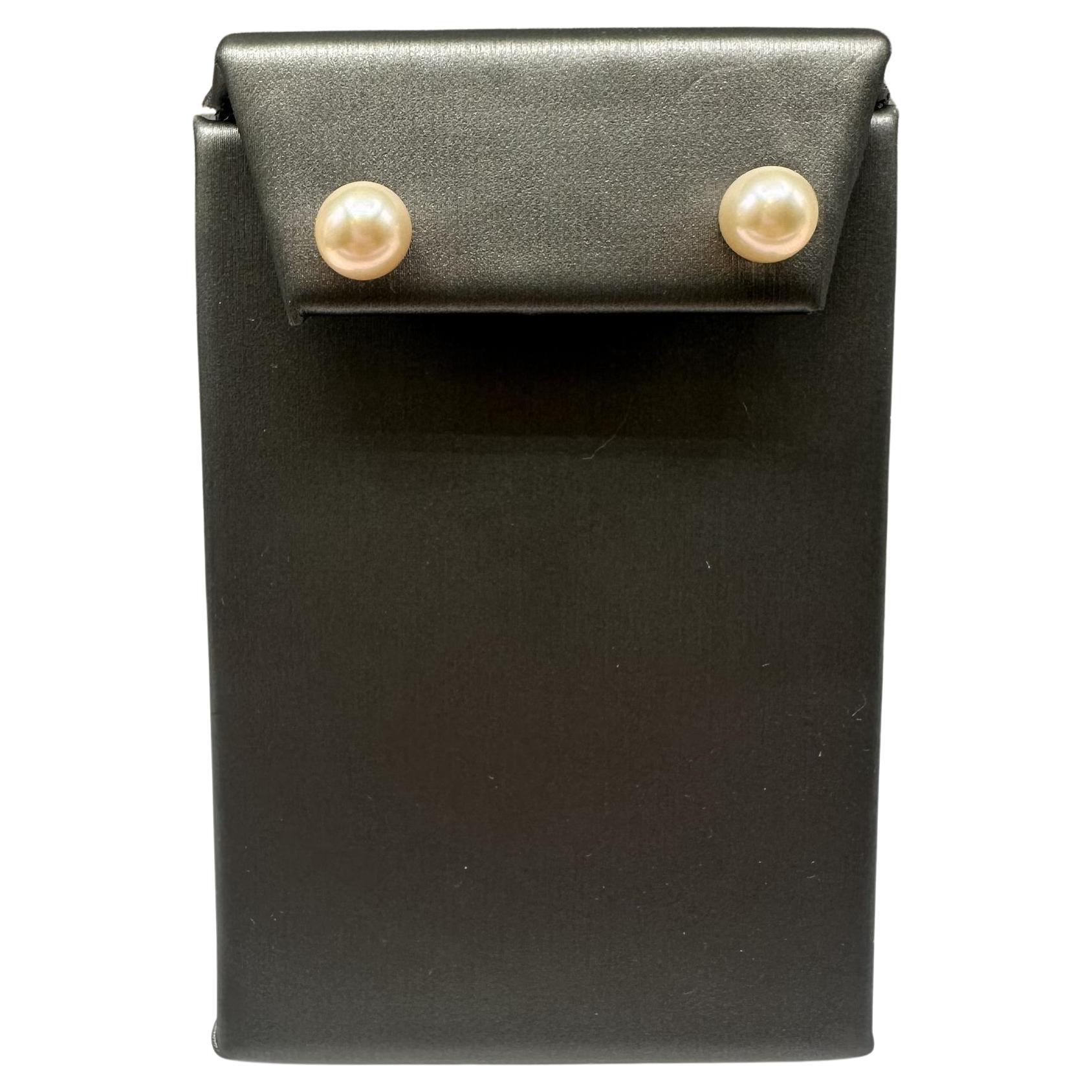 Pink Overtone Pearl Earrings in 14kt White Gold – 7.2–7.4mm, New For Sale