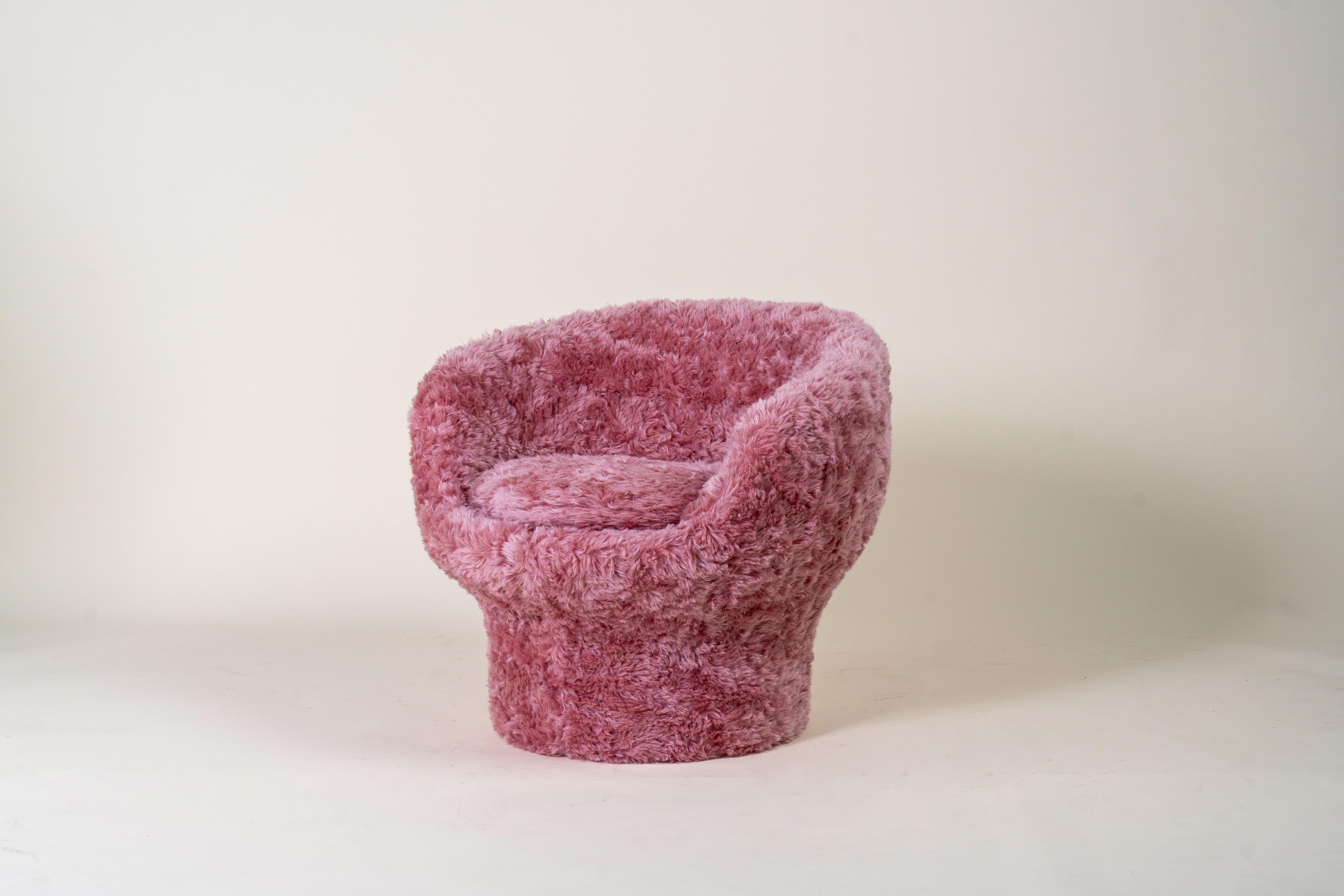 Paire de fauteuils roses en fausse fourrure Kvadrat des années 1970 Bon état - En vente à Paddington, NSW
