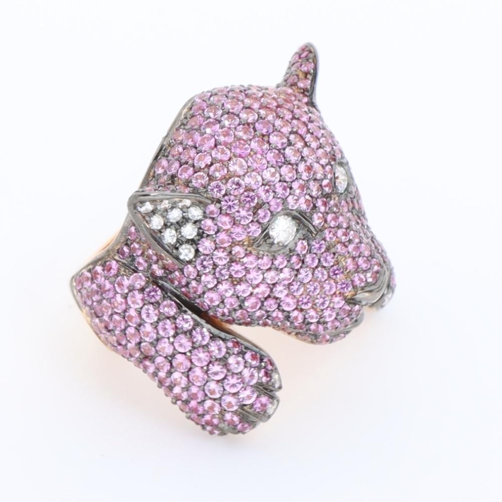 Pink Panther Dark Pink Sapphires Pavè Panther Fashion Ring In New Condition In Valenza, AL