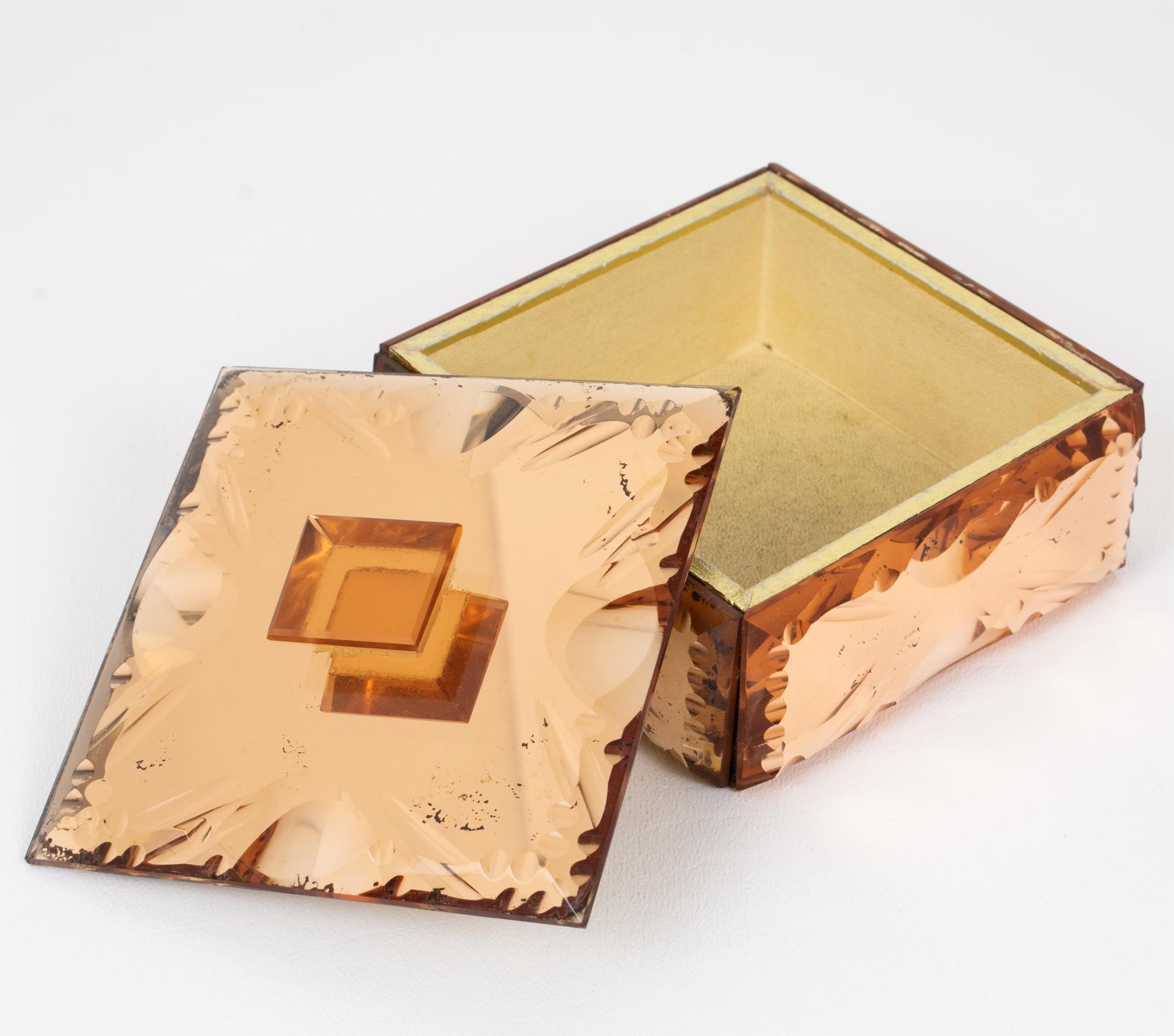 Pink Peach Mirrored Glass Decorative Box, France 1940s In Good Condition For Sale In Atlanta, GA
