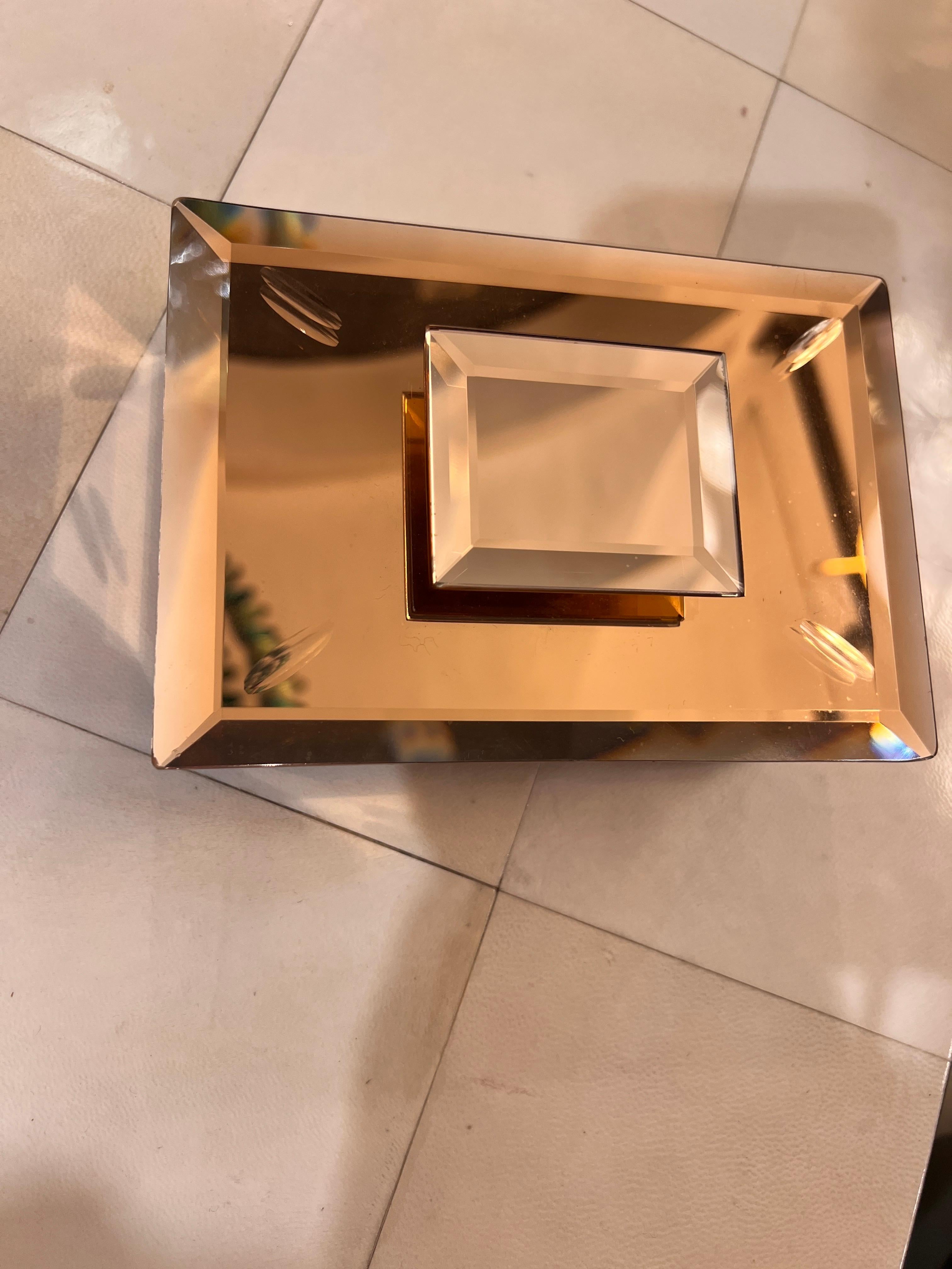 Boîte décorative en verre miroir rose pêche France 1940s en vente 1