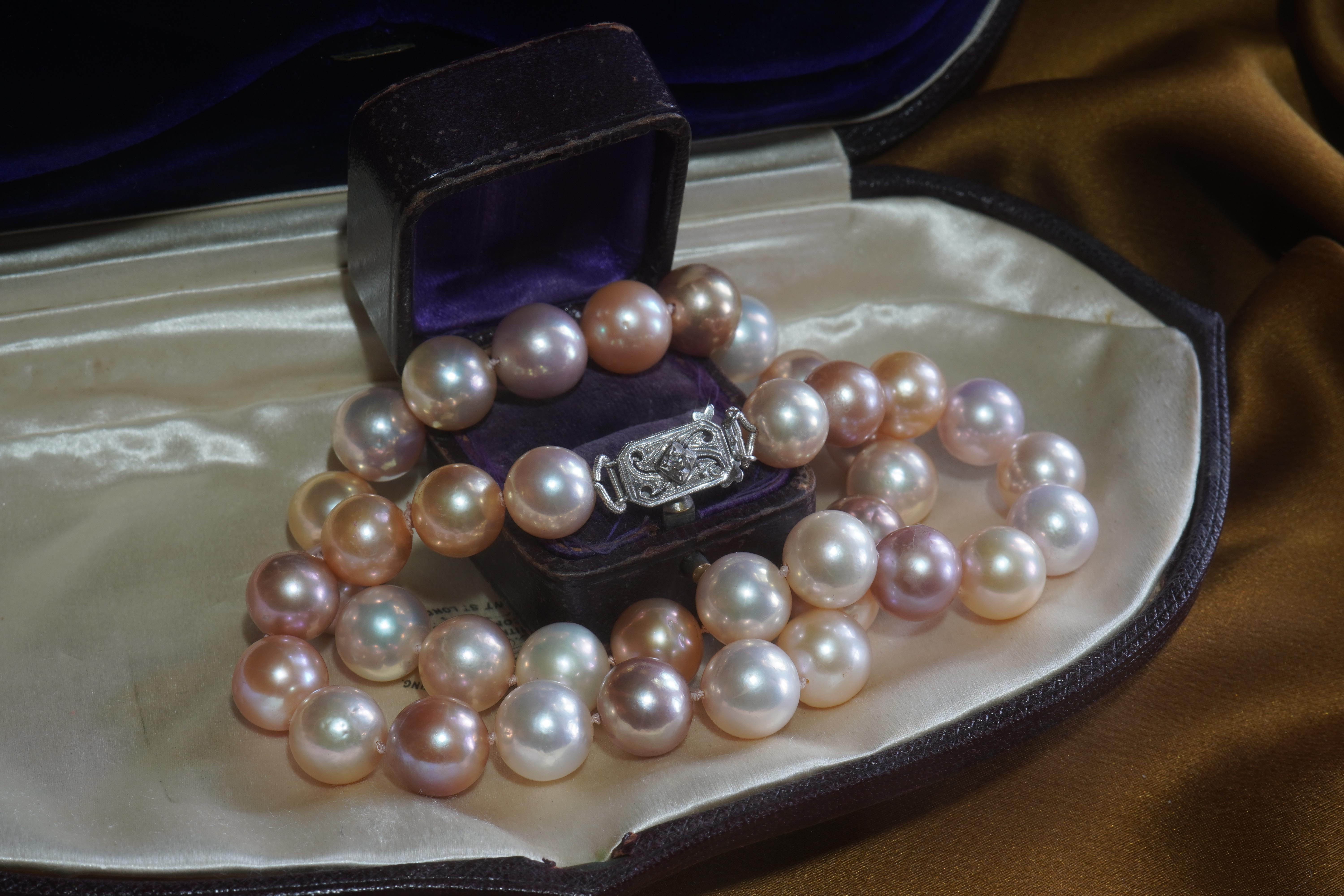 Pink Pearl Diamond Necklace Platinum Vintage South Sea Strand Fine Huge 11.5 MM For Sale 1