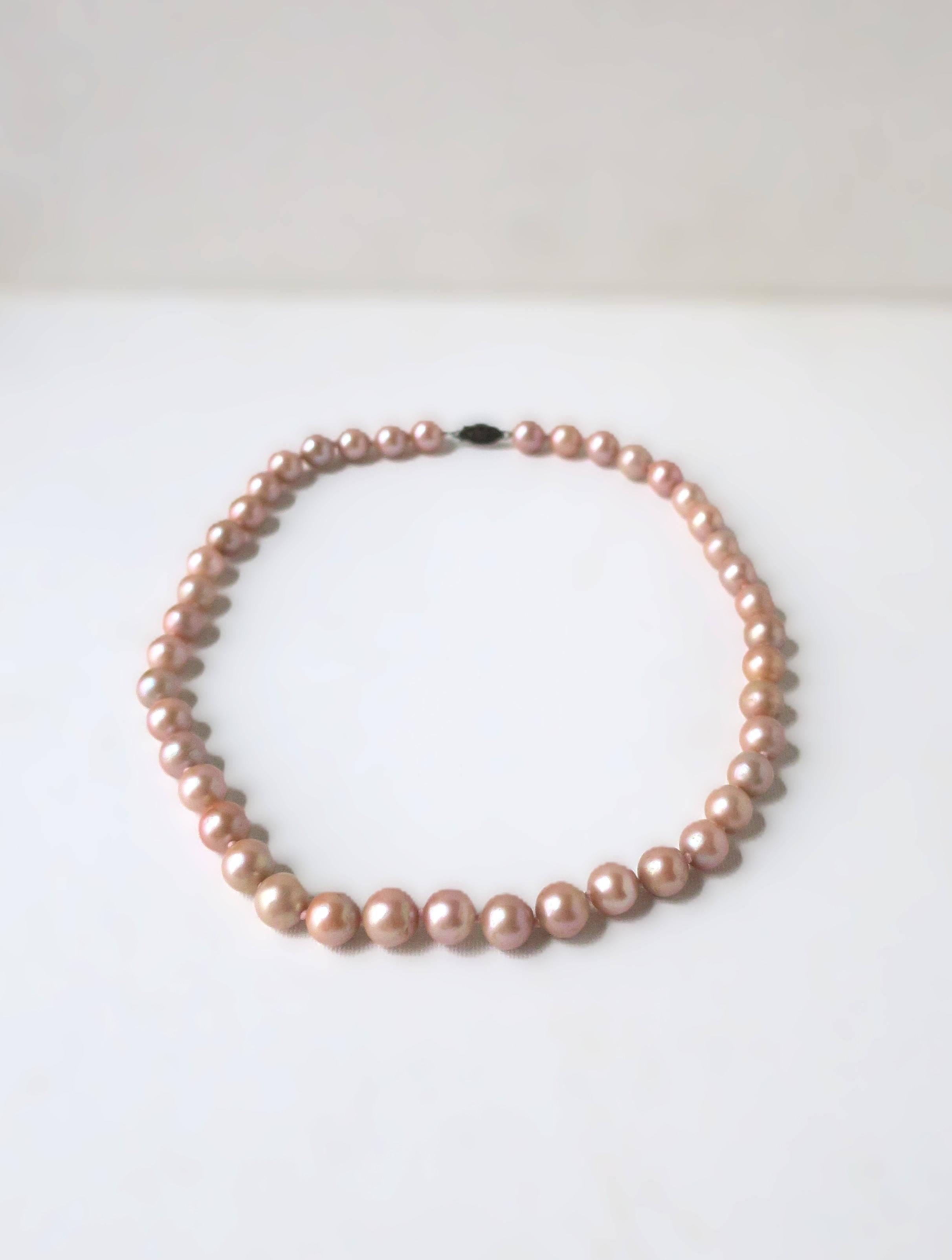 Pink Pearl Necklace For Sale 2