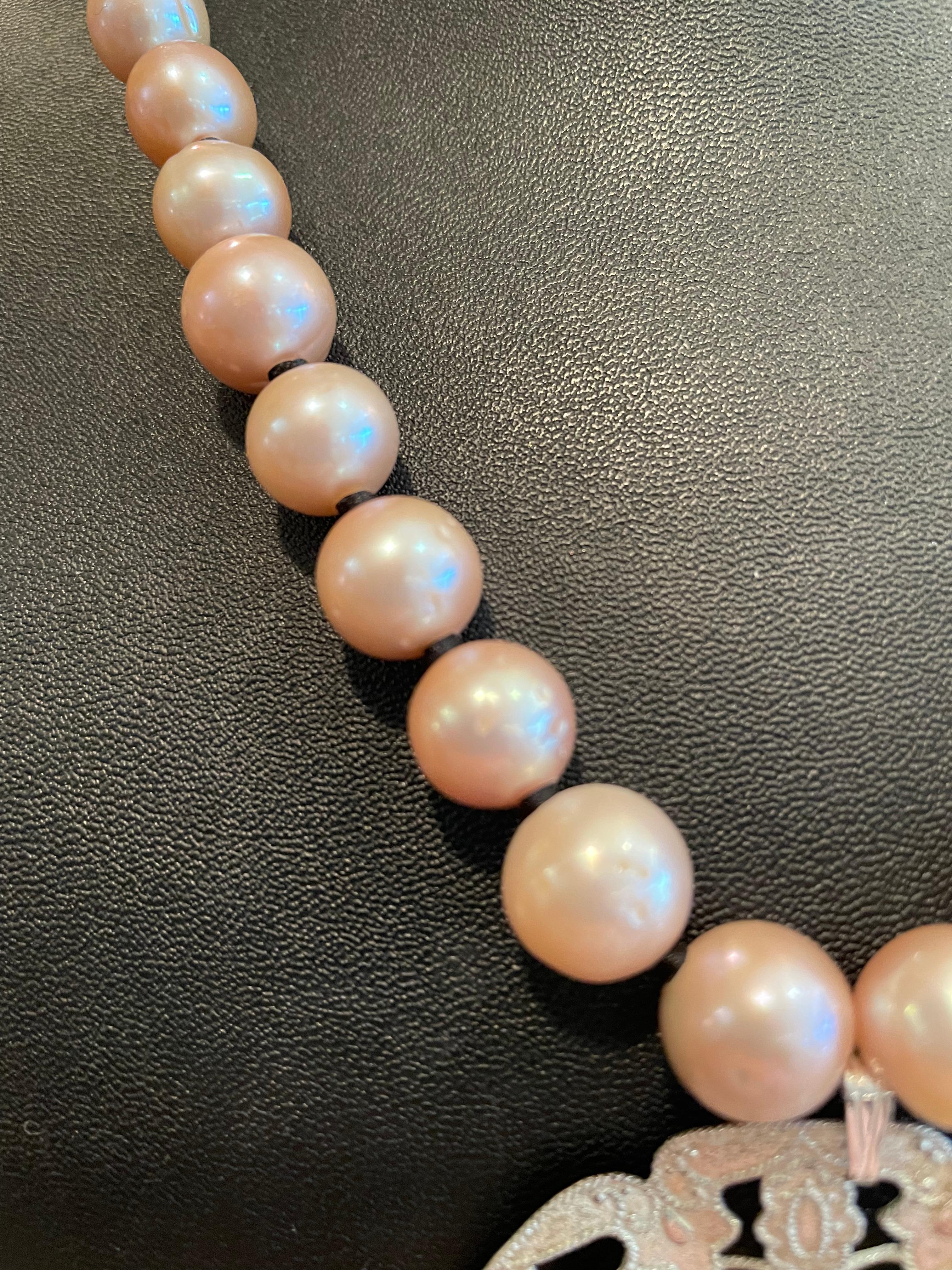 Art Nouveau Pink Pearls , vintage Sterling pendant, handmade, statement piece(Lorraine’s Bij For Sale