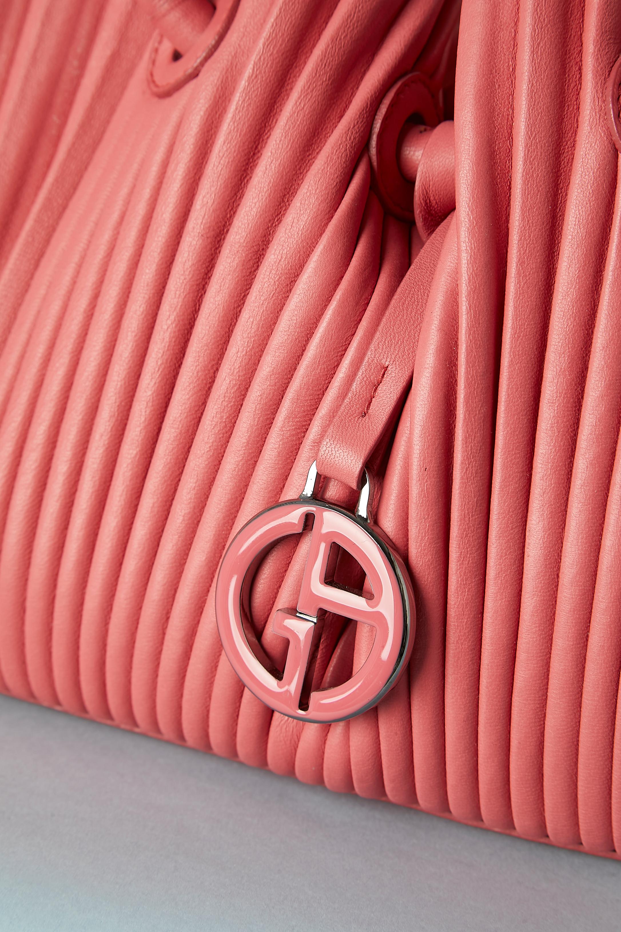 Women's Pink pleated leather hand-bag with pouch  Giorgio Armani For Sale