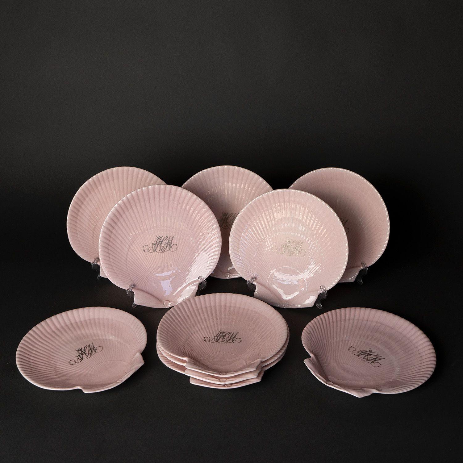 Pink Porcelain 'Nautilus' Dessert Service by Wedgwood for John Mortlock, 1880s For Sale 4