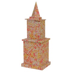 Spire en porphyre rose