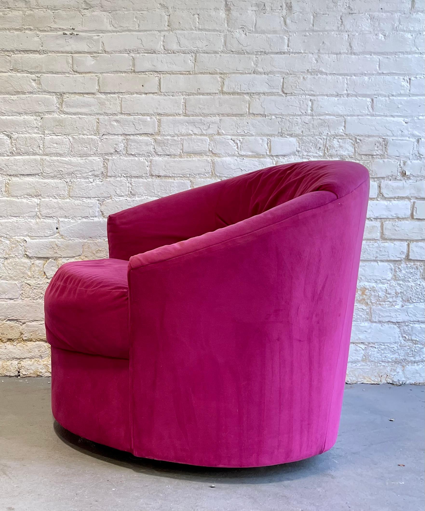 Pink Postmodern Swivel Lounge Chair / Armchair, circa 1980s For Sale 4
