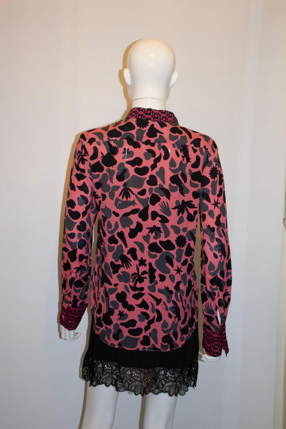 Pink print blouse by Paul Smith For Sale 3