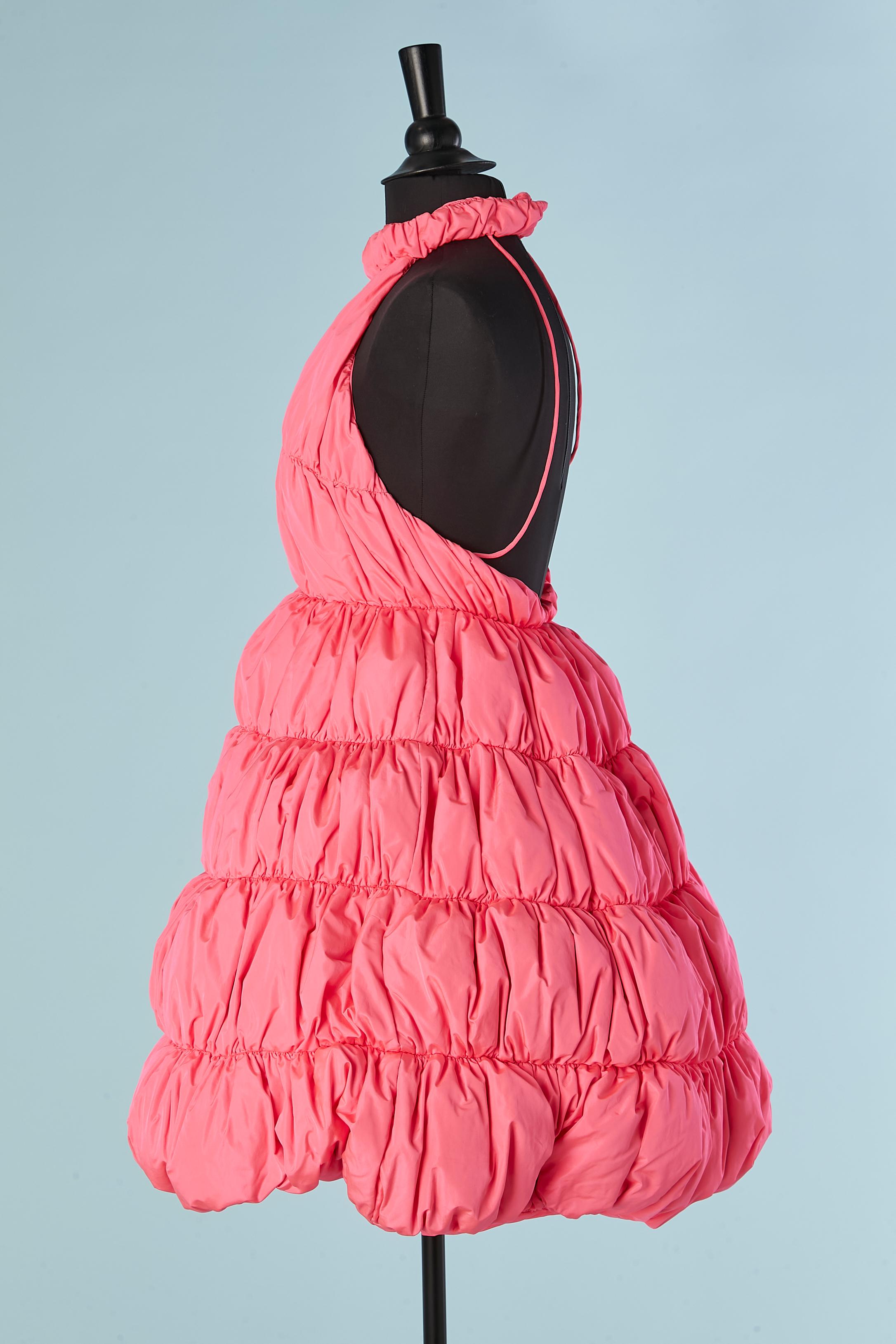 Vestido rosa abullonado sin mangas con cremallera en la parte delantera central KRIZIA en Excelente estado para la venta en Saint-Ouen-Sur-Seine, FR