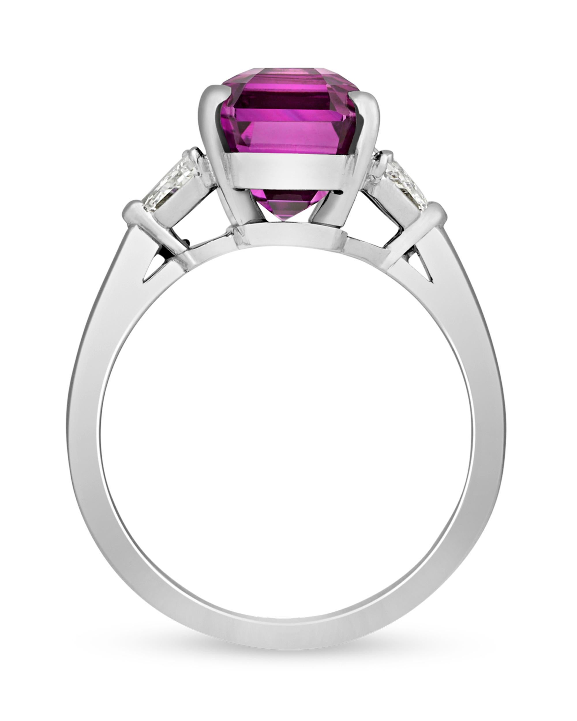 Modern Pink-Purple Sapphire Ring, 5.02 Carats For Sale