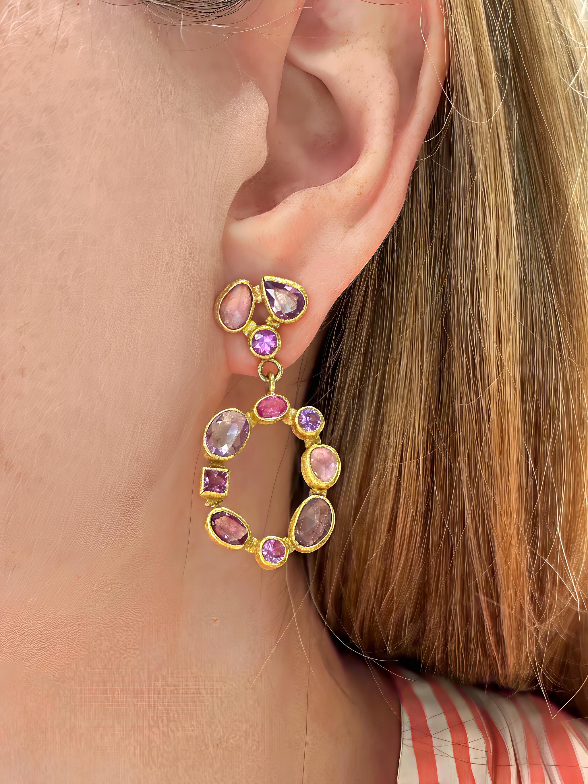 Pink Purple Violet Sapphire One of a Kind Radial Drop Earrings, Petra Class 2025 (Gemischter Schliff) im Angebot