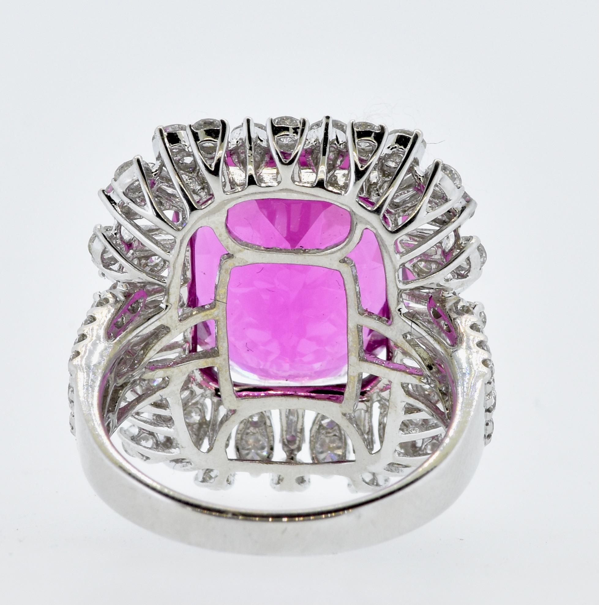 G.I.A.-zertifiziert 10,24 ct. Heißer rosa Turmalin & weißer Diamantring 1