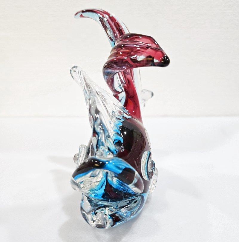 Scultura di pesce in vetro di Murano rosa-rosso, blu e trasparente con etichetta originale in vendita 5