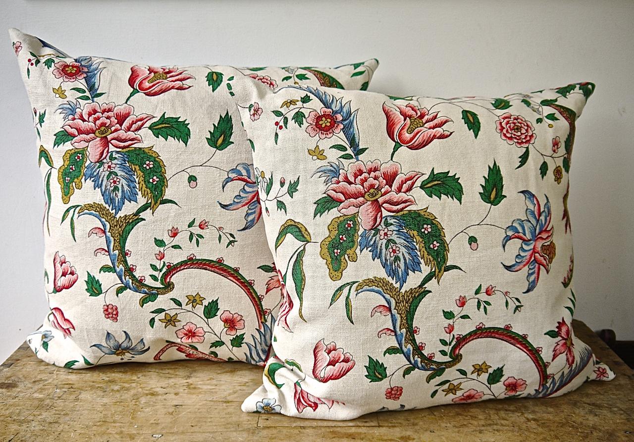 Pink Red Blues Floral Linen Pillow, French, Early 20th Century For Sale 6