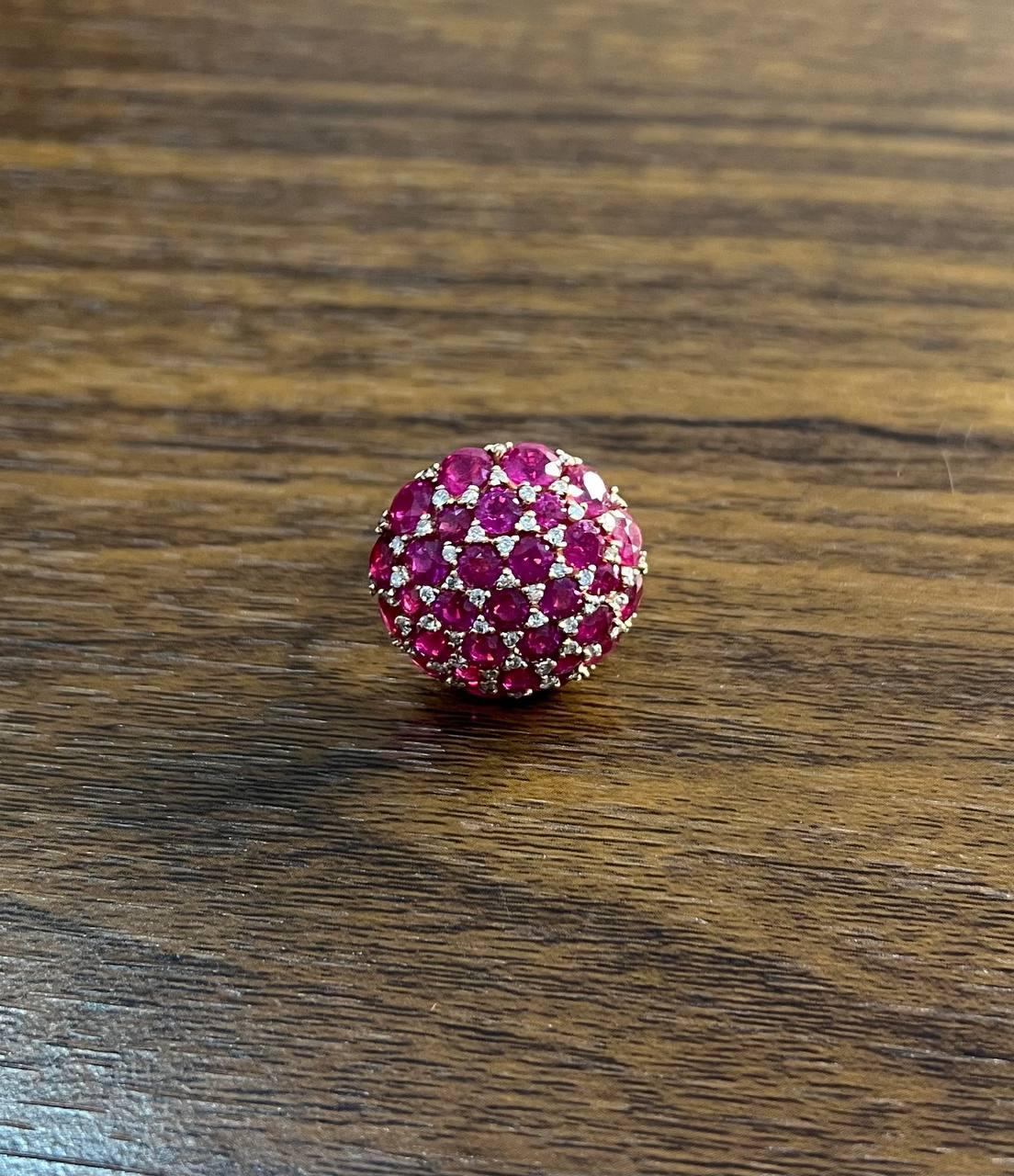 Women's Pink Red Ruby Cabochon Cluster Diamond Pave Rose Gold Statement Cocktail Ring For Sale