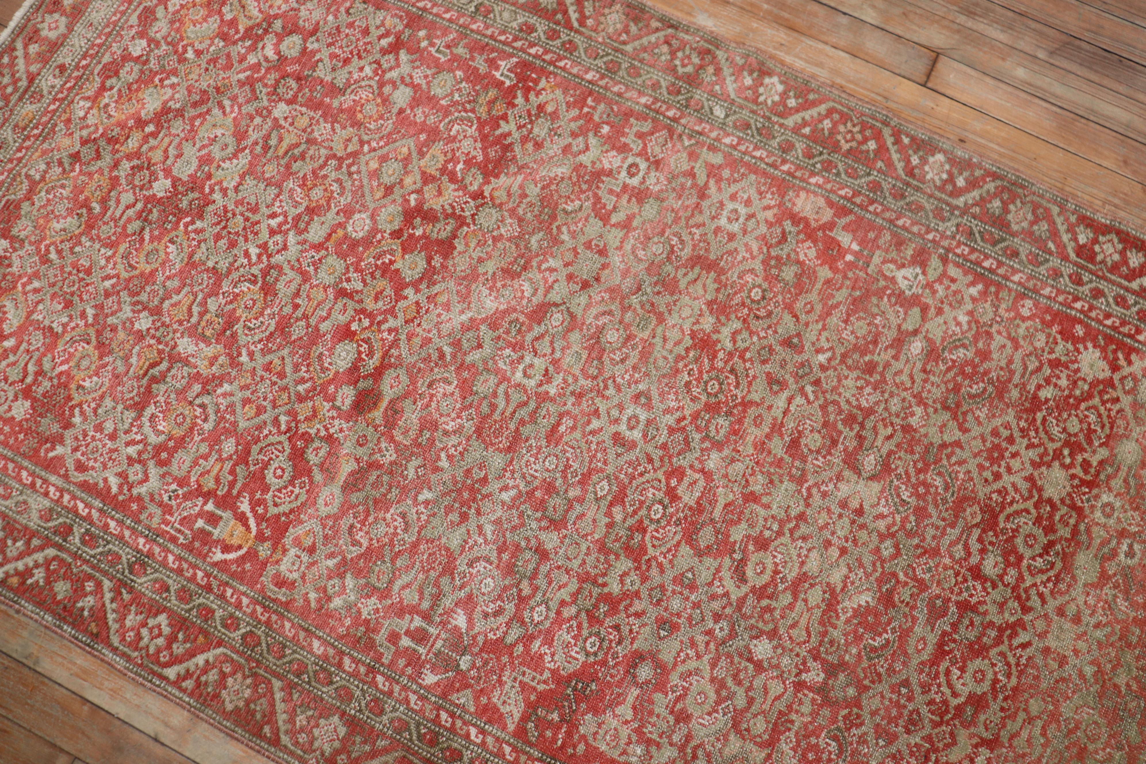 Traditioneller persischer Malayer-Teppich in Rosa und Rot im Angebot 1