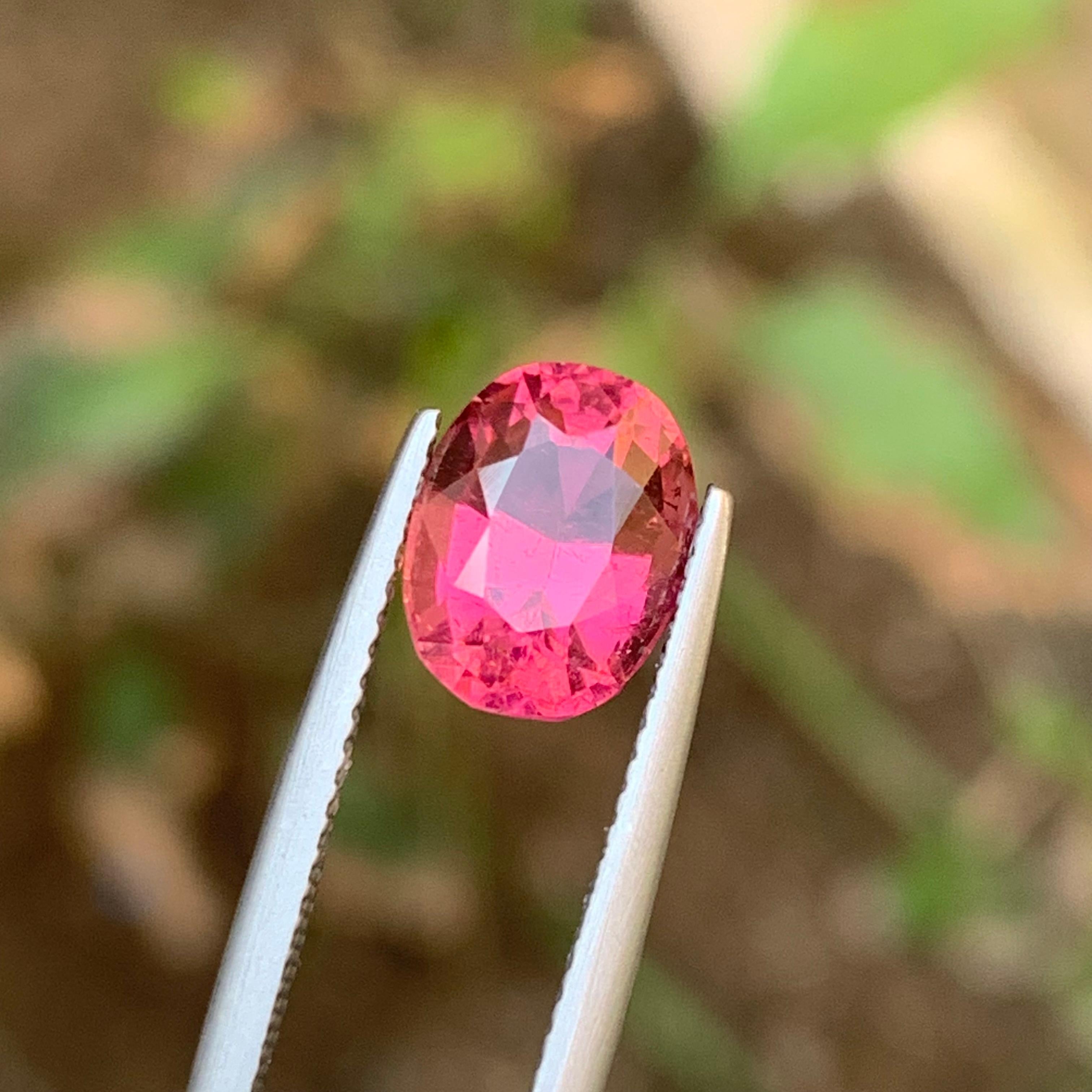 Pink Reddish Hue Natural Tourmaline Ring Loose Gemstone 3.05 Ct Oval Cut-Jewel For Sale 2