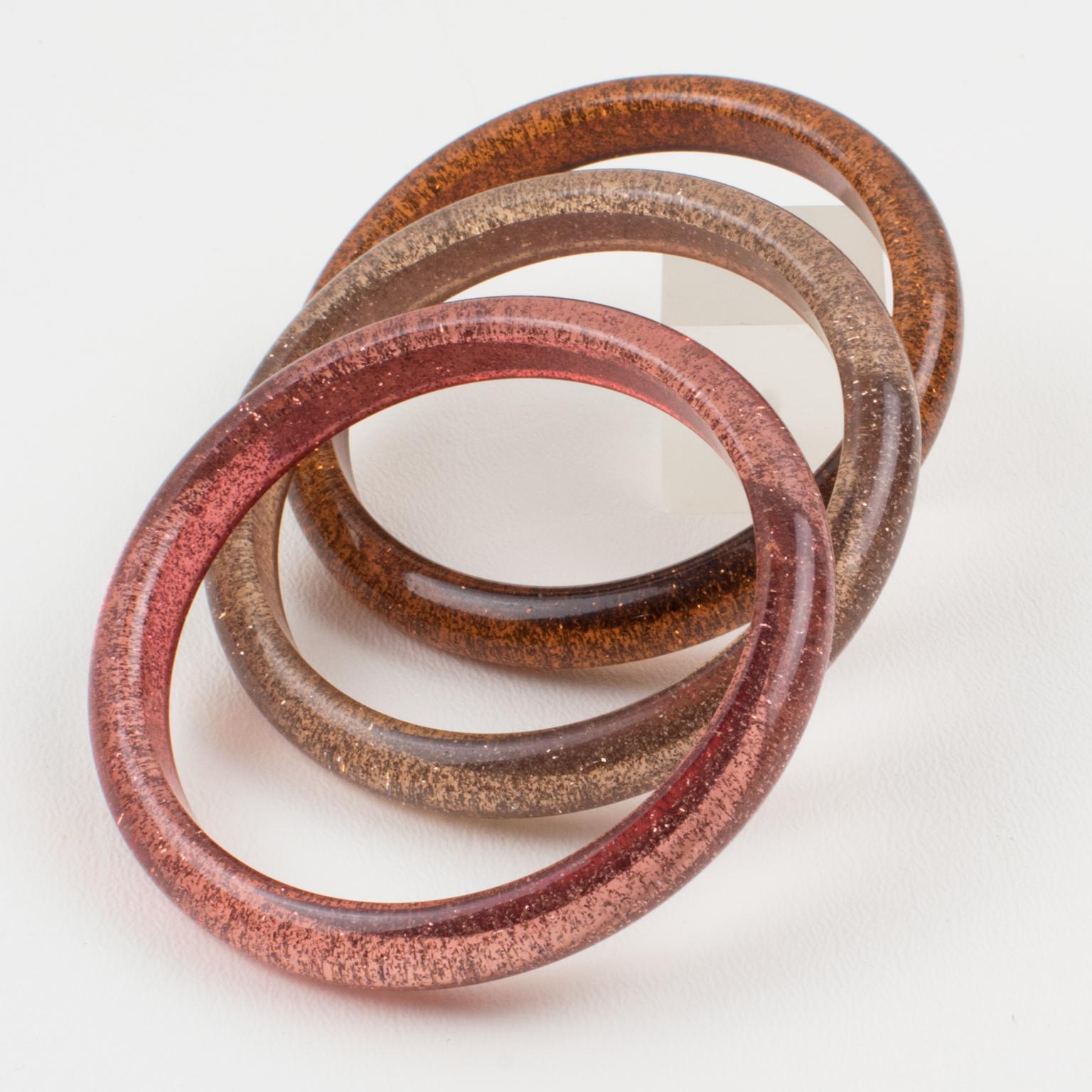 Bracciale Bangle in resina rosa con coriandoli d'argento, un Trio in vendita 3