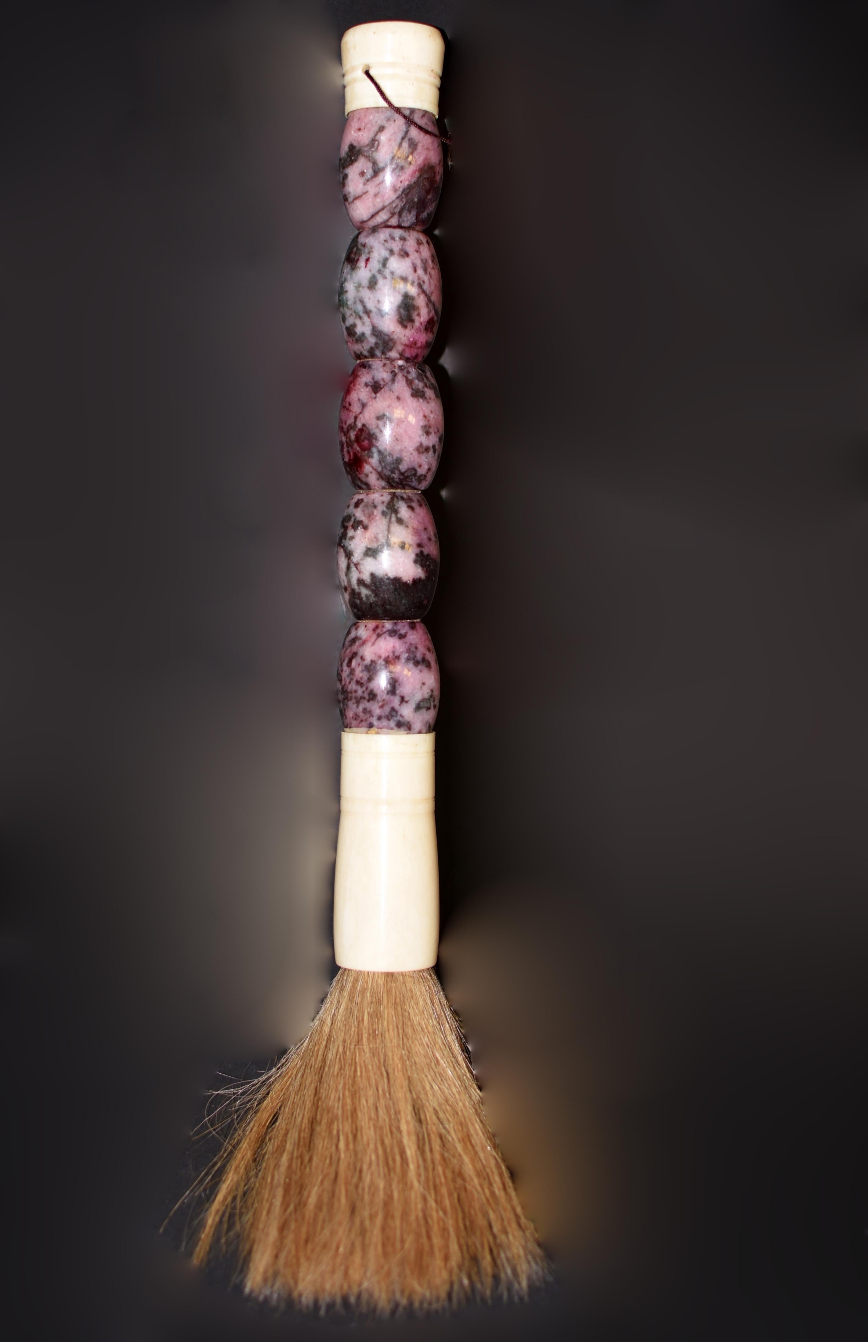 Chinois Pinceau de calligraphie en rhodonite rose 15