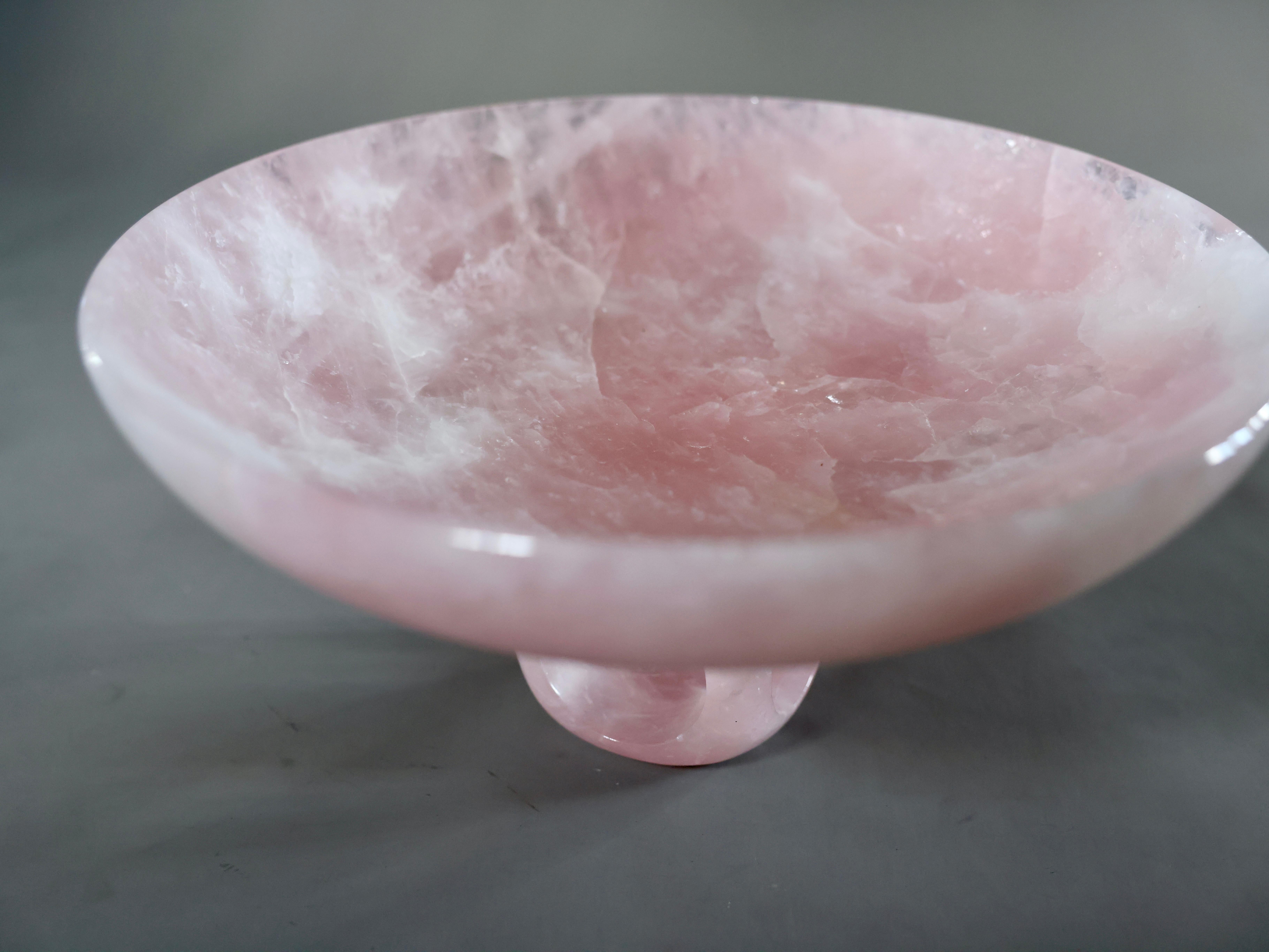 Centro de mesa de cristal de roca rosa de Phoenix en Nuevo estado para la venta en New York, NY