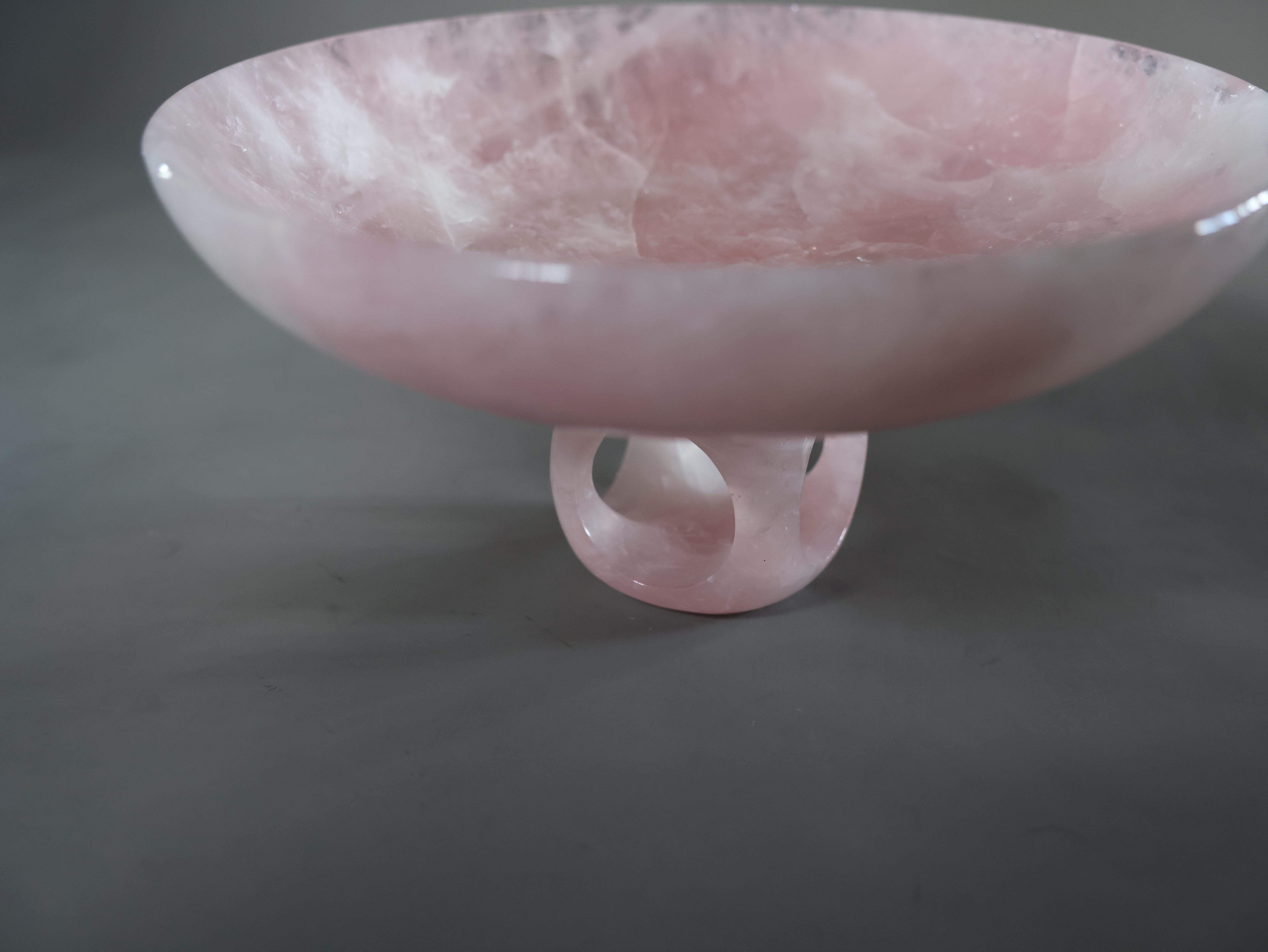 Centro de mesa de cristal de roca rosa de Phoenix Siglo XXI y contemporáneo en venta