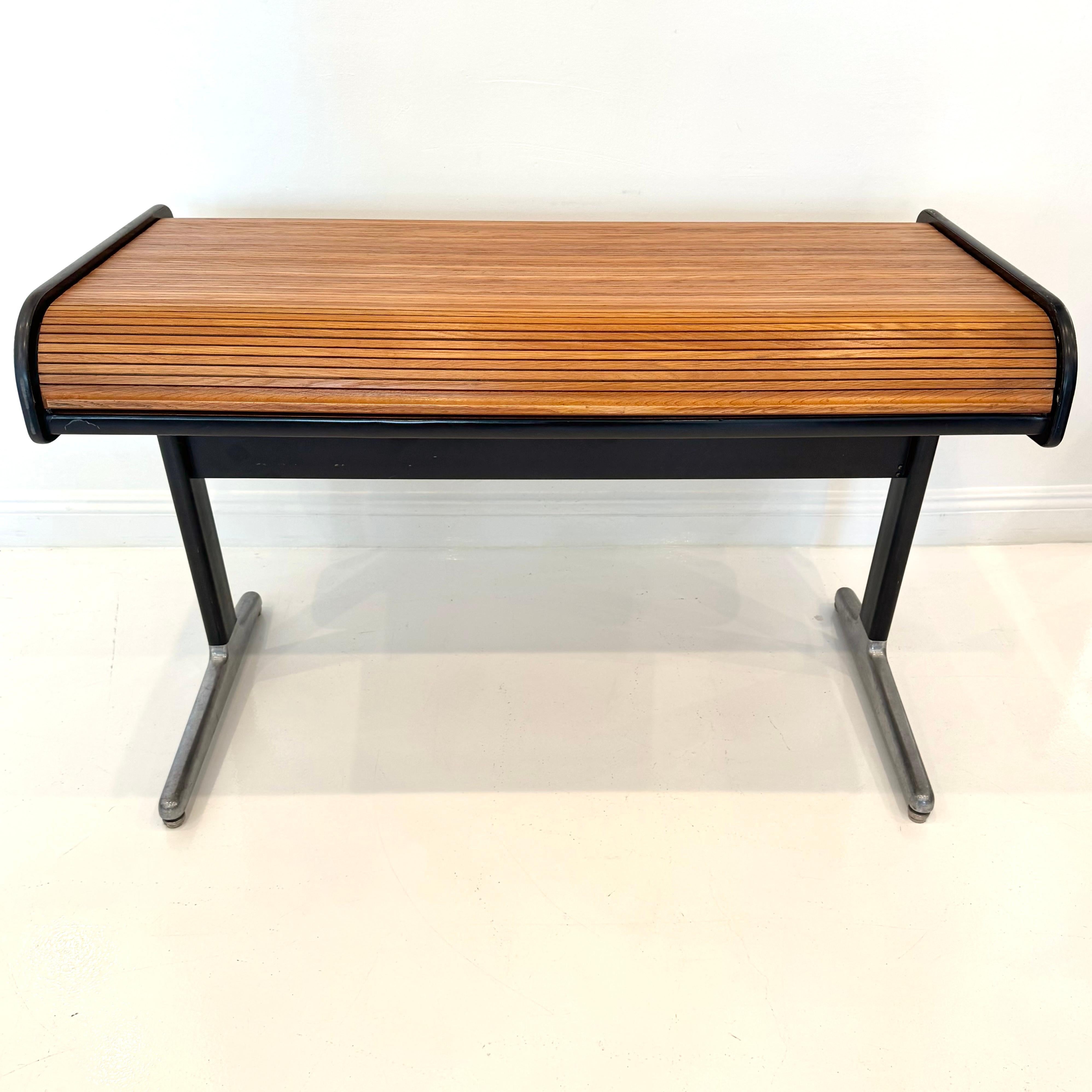 Pink Roll Top Standing Desk by George Nelson for Herman Miller, 1950s USA For Sale 10