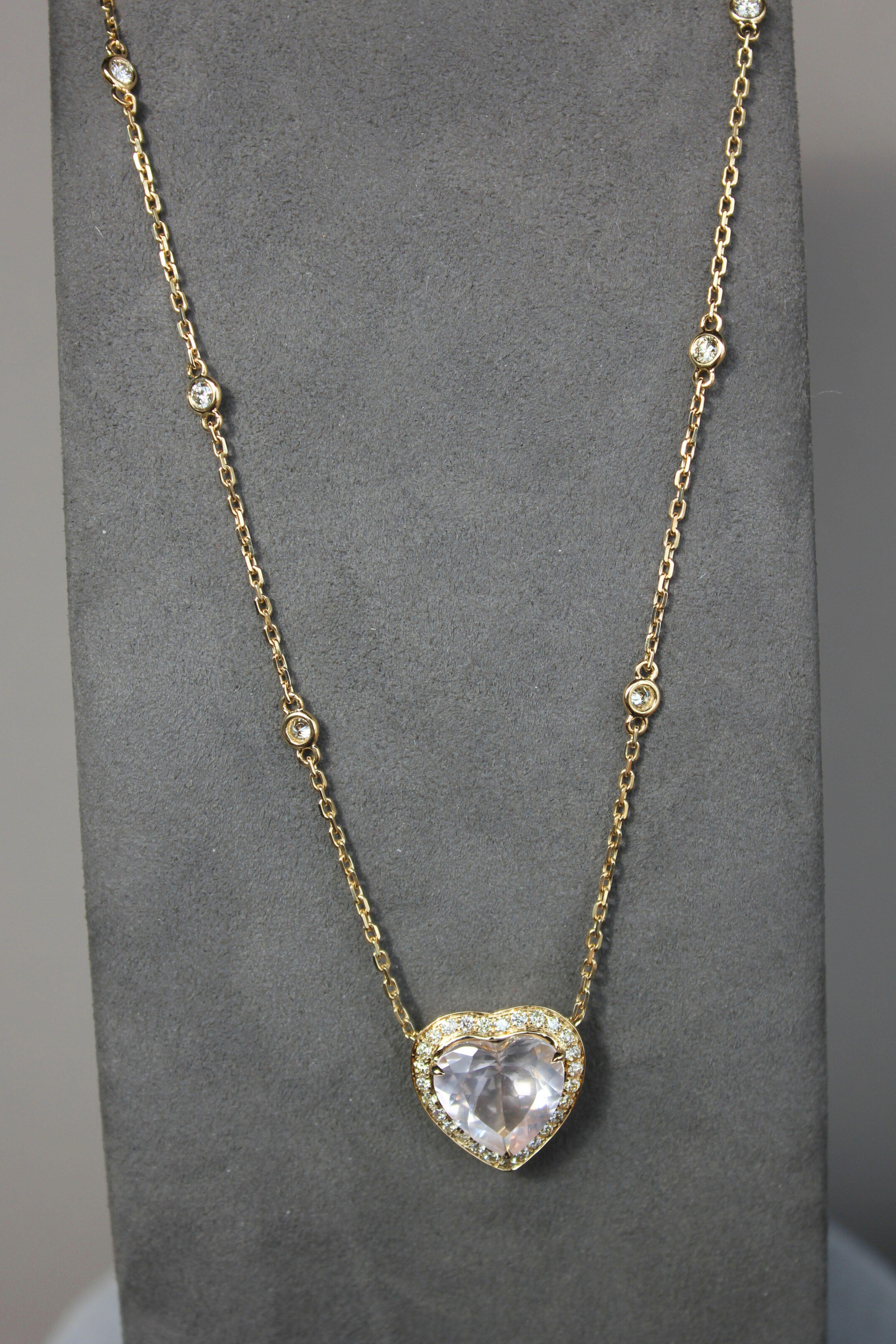 Heart Cut Pink Rose Quartz Heart Shape Cut Diamond Halo 18K Rose Gold Pendant Necklace For Sale