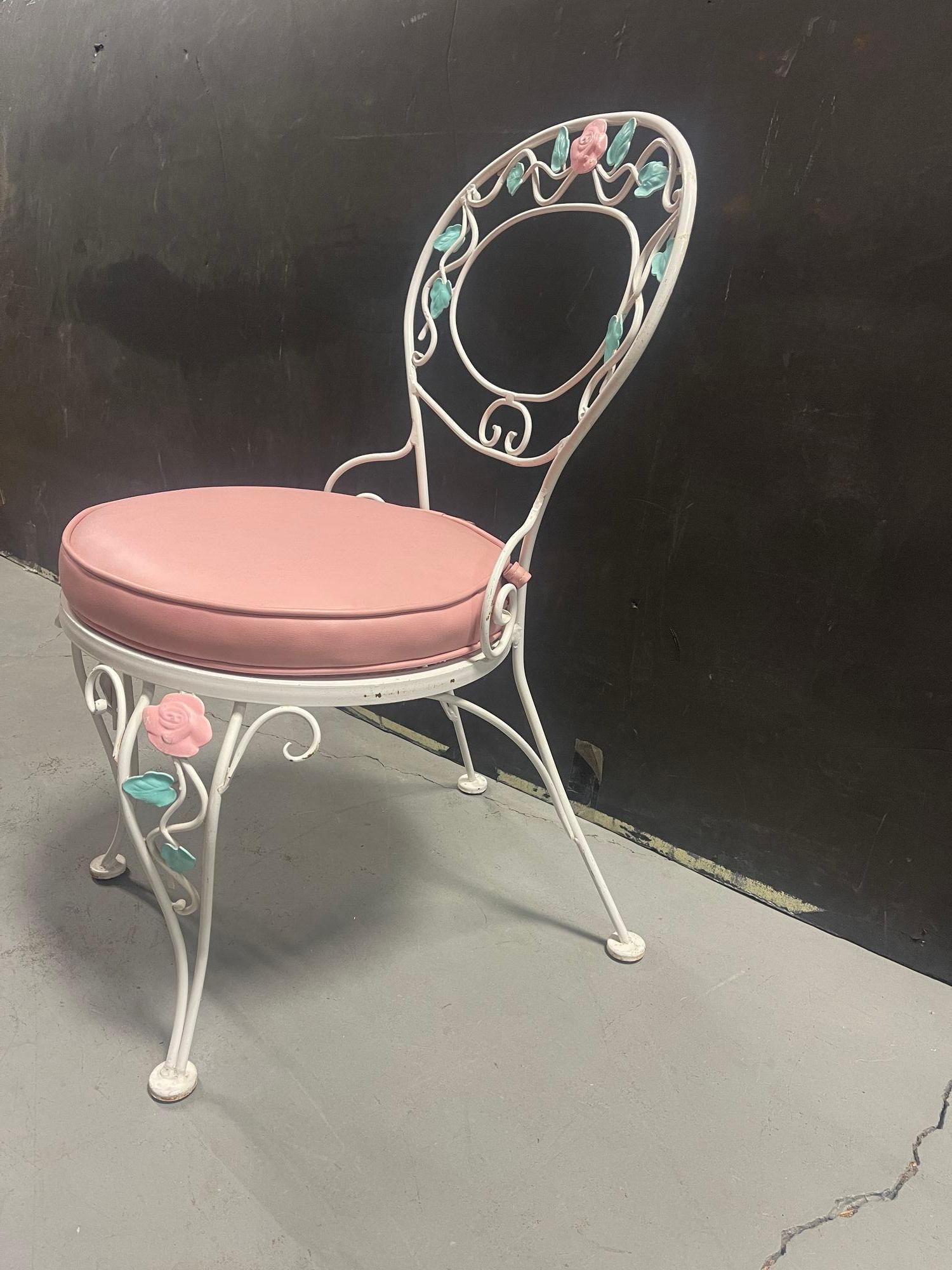 Pink Rose White Iron Garden Table and Chairs Set For Sale 1