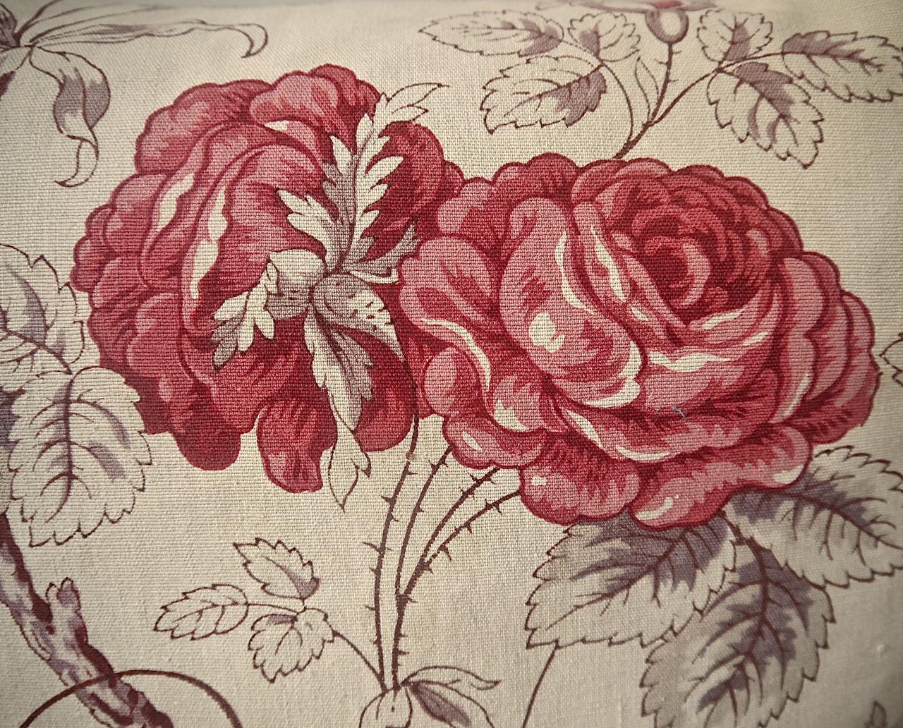 Pink Roses and Flowers Cotton Cushion, French, Early 20th Century In Good Condition In London, GB