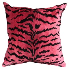 Pink Salamandré Zebra Pillow 