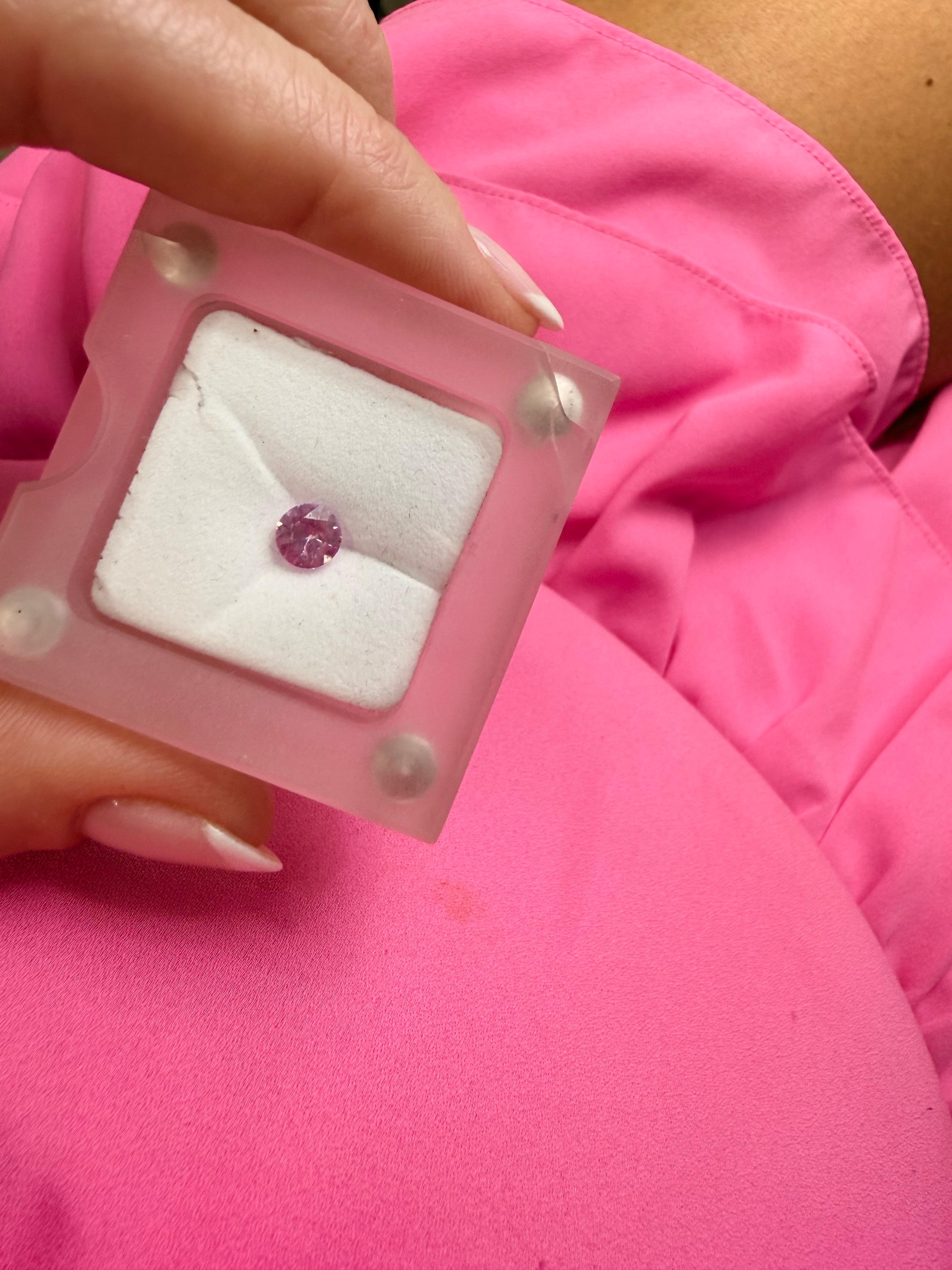 Rosa Saphir 0,86 Karat rund Edelstein im Zustand „Neu“ im Angebot in Jupiter, FL
