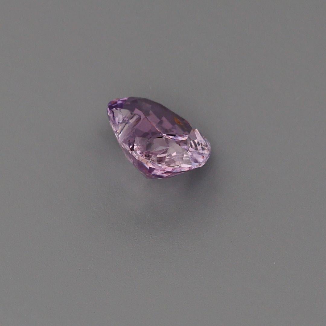 Pink Sapphire 1.45 carat Heart Shape Unheated Gemstone  For Sale 2