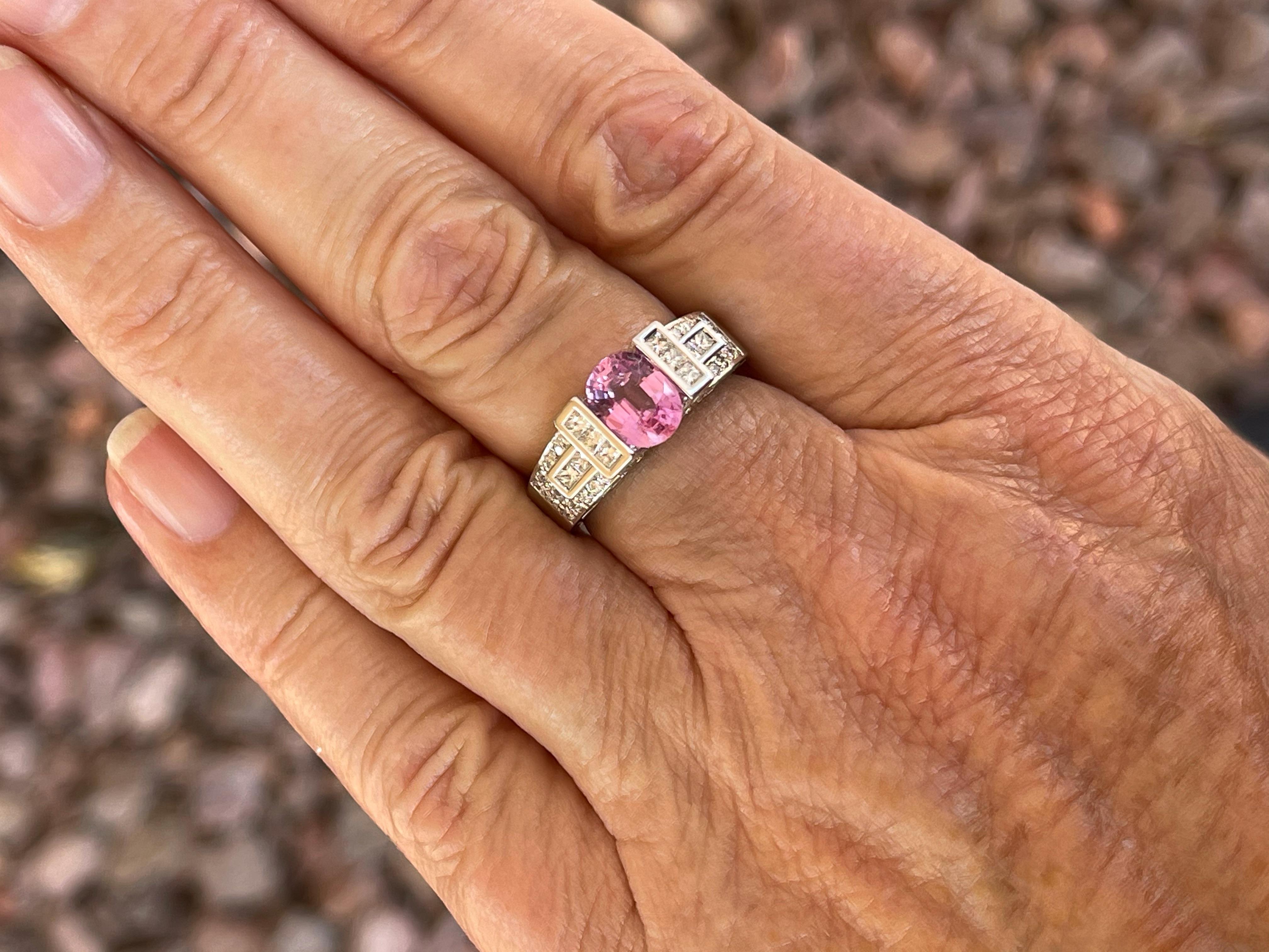 Pink Sapphire 2.09 Carat and Diamond White Gold Ring In New Condition In Tucson, AZ