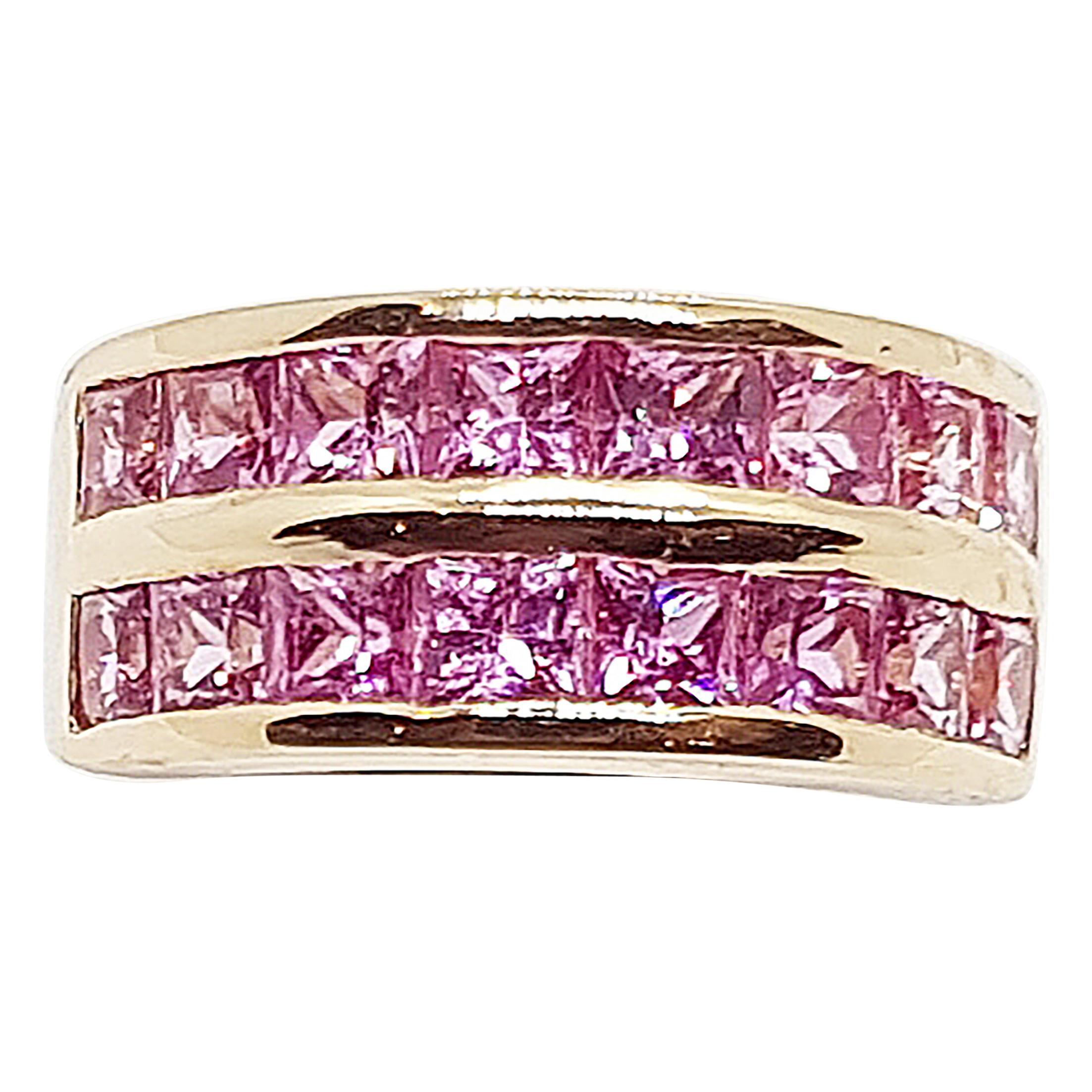 Pink Sapphire 4.13 Carats Ring Set in 18 Karat Rose Gold Settings For Sale
