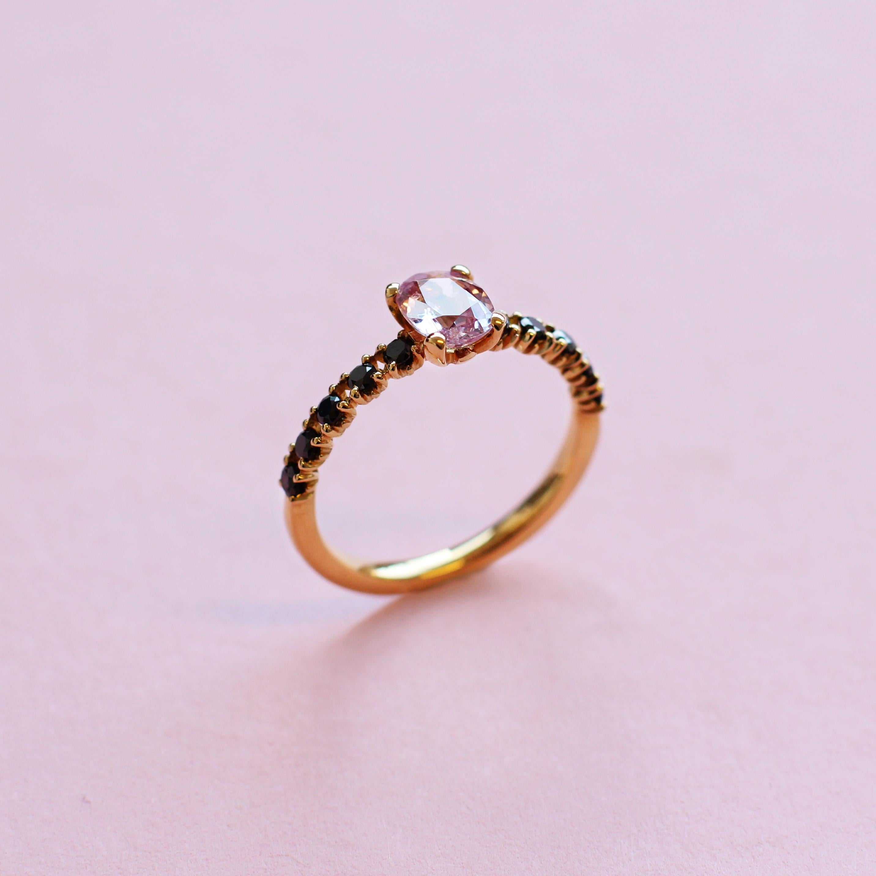 For Sale:  Pink Sapphire and Black Diamonds Solitaire Ring Set in 18 Karat Yellow Gold 3