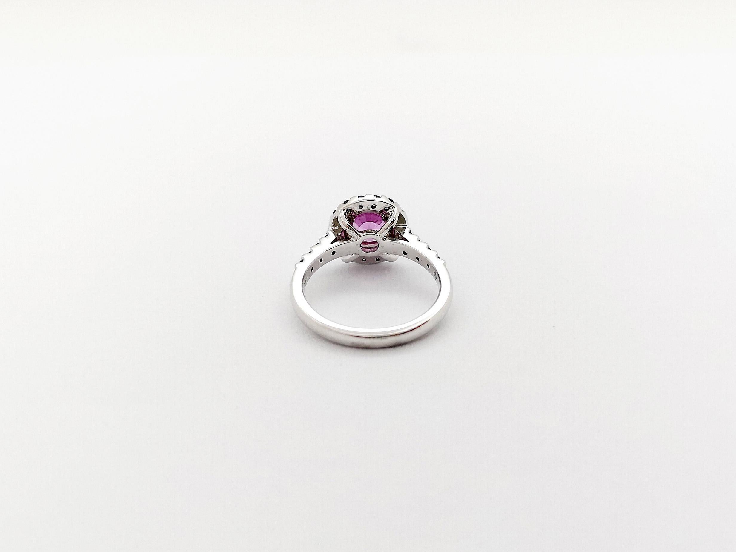 Pink Sapphire and Blue Sapphire Ring set in 18K White Gold Settings  For Sale 6