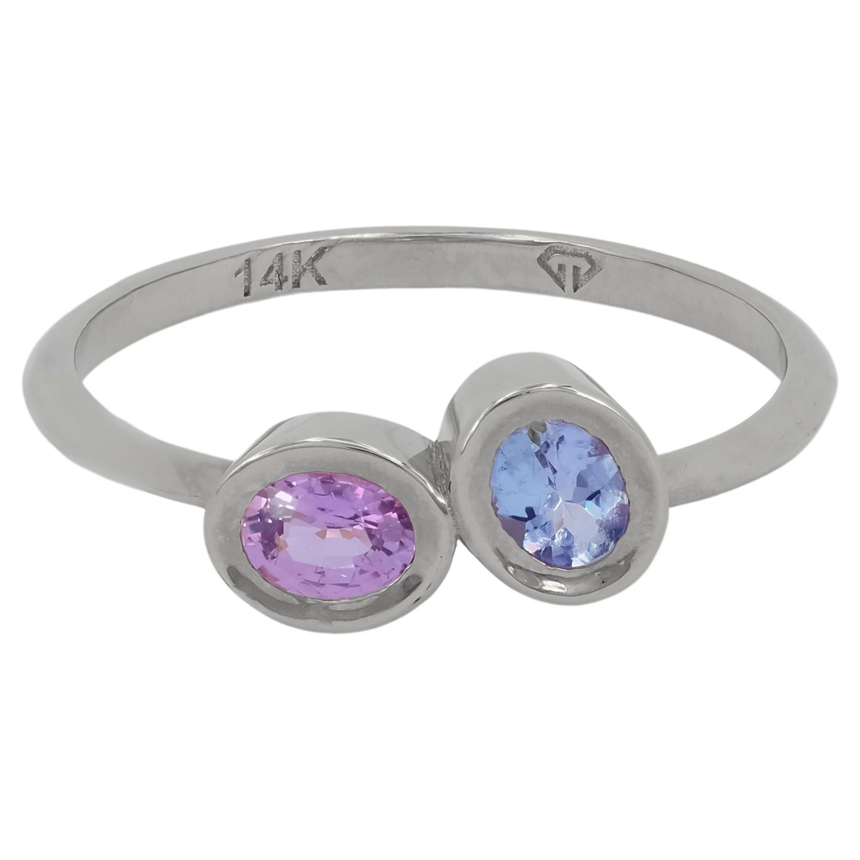 Pink sapphire and blue tanzanite 14k gold ring For Sale