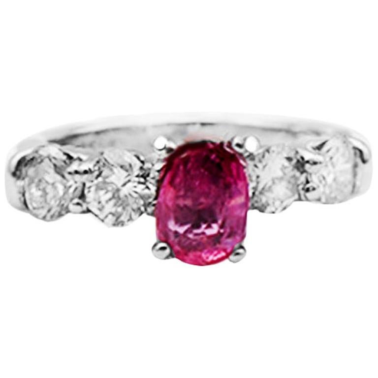 Bague de fiançailles solitaire à 5 pierres en saphir rose et diamant de 2,20 carats en vente